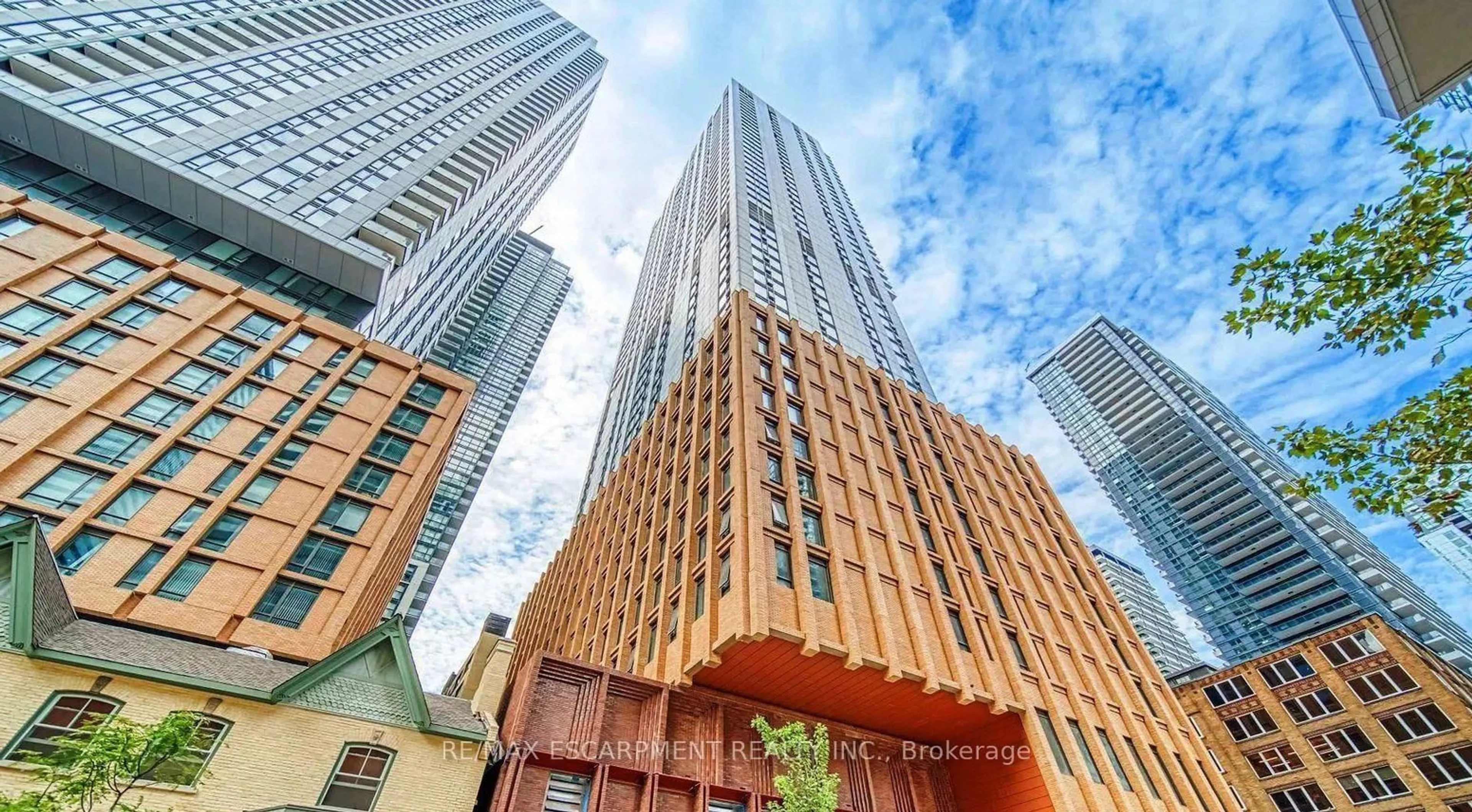 Unknown for 28 Widmer St #4021, Toronto Ontario M5V 0T2