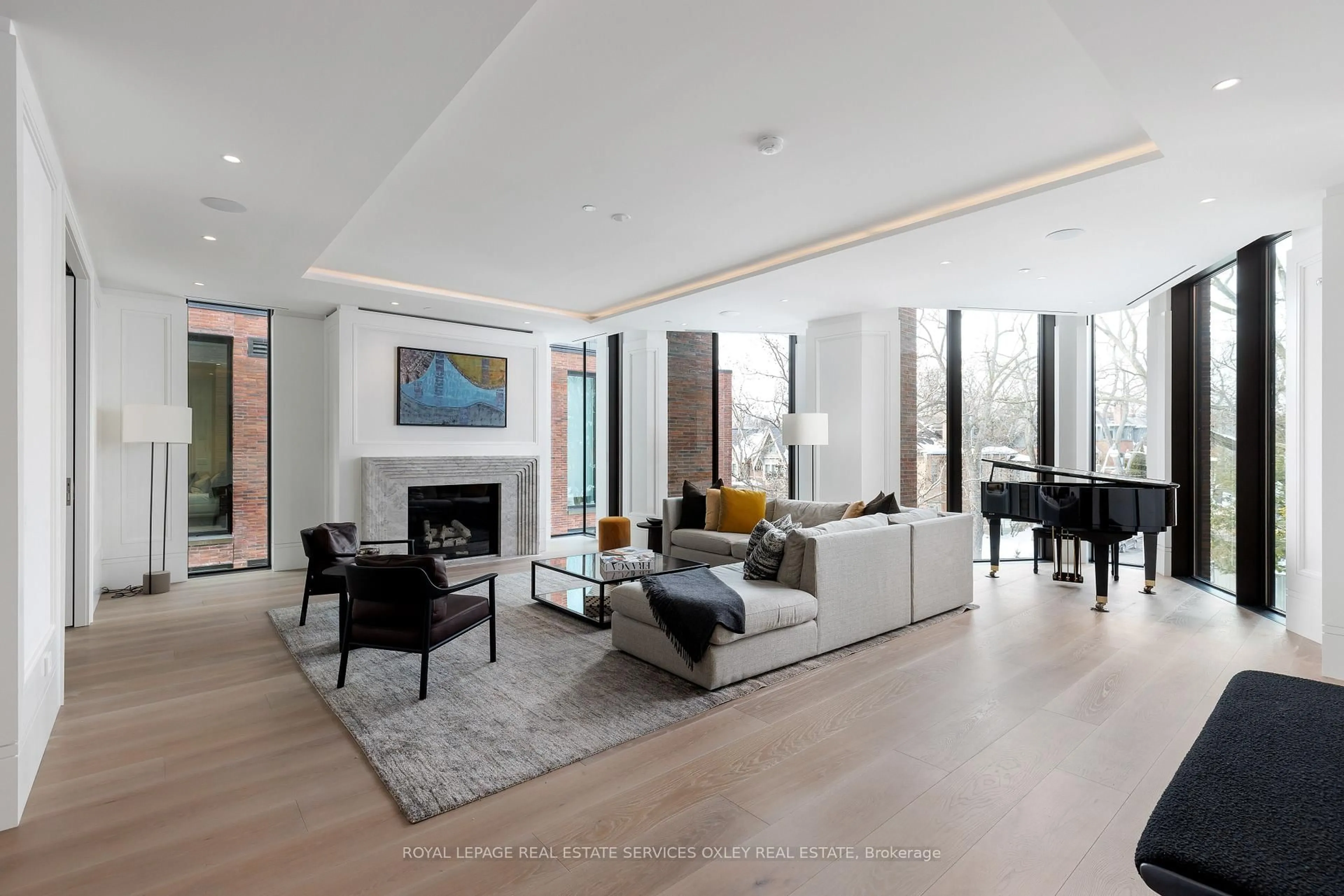 Living room with furniture, unknown for 7 Dale Ave #306, Toronto Ontario M4W 1K2