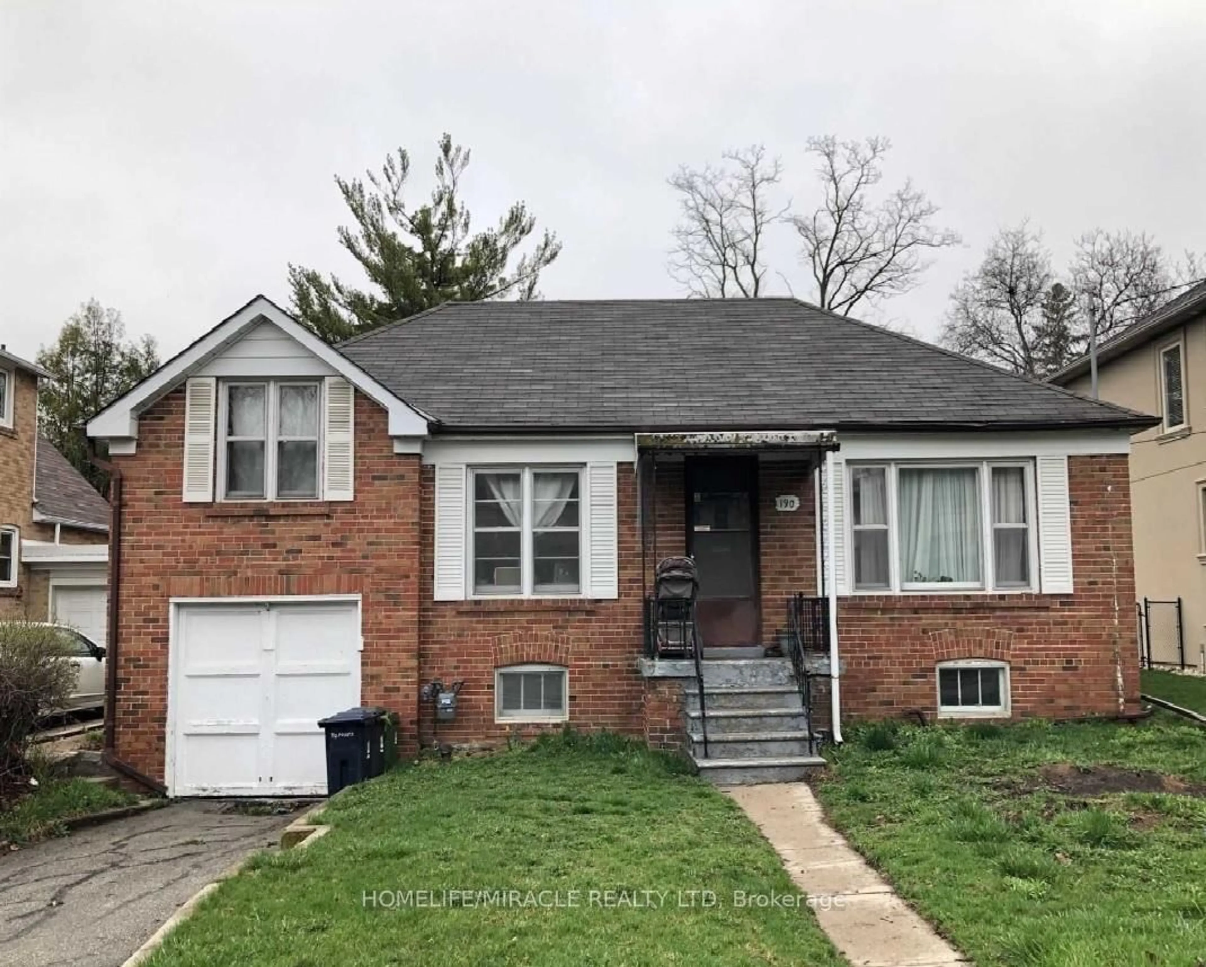 Home with brick exterior material, street for 190 Poyntz Ave, Toronto Ontario M2N 1J6