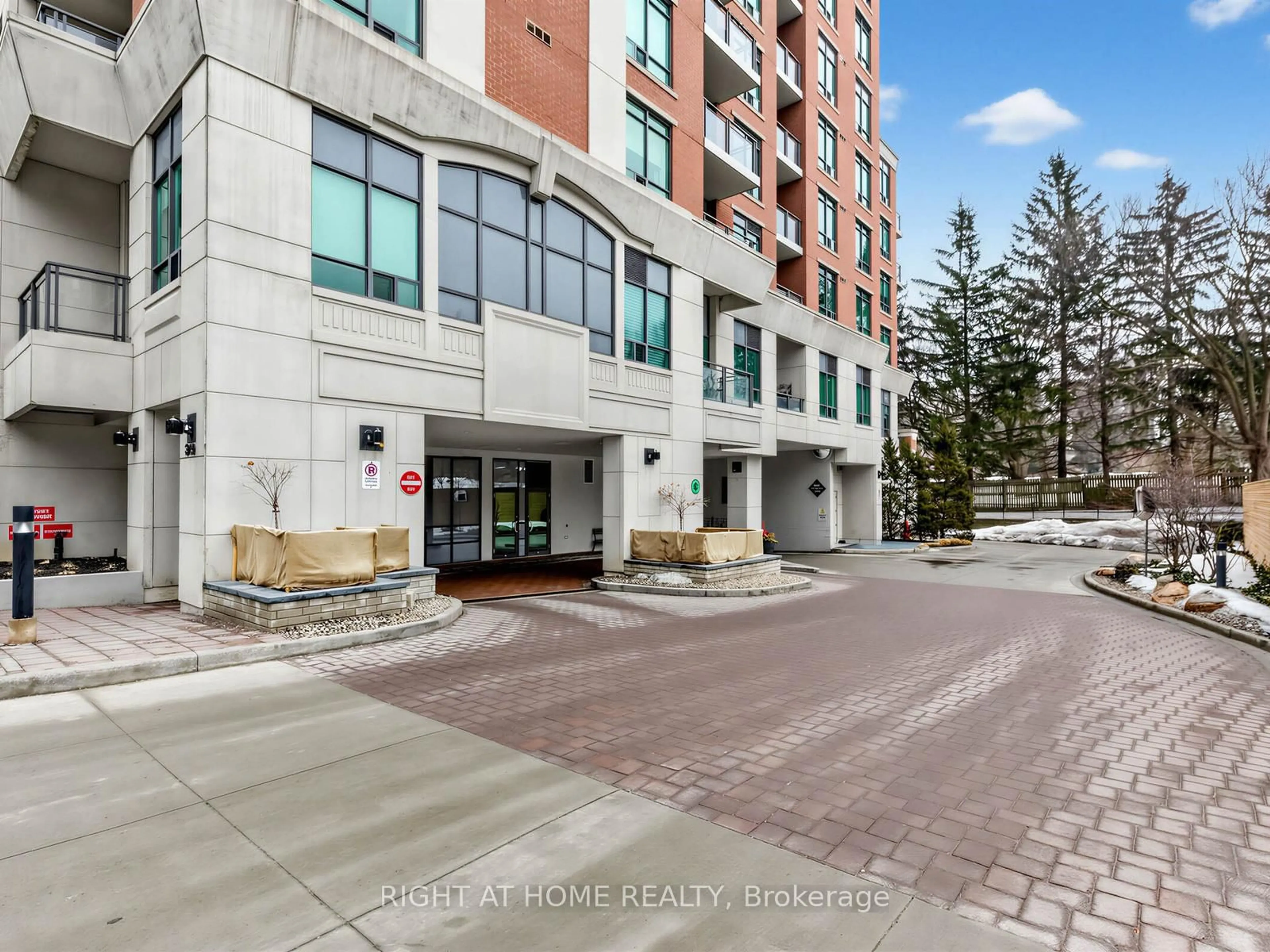 Unknown for 319 Merton St #304, Toronto Ontario M4S 1A5