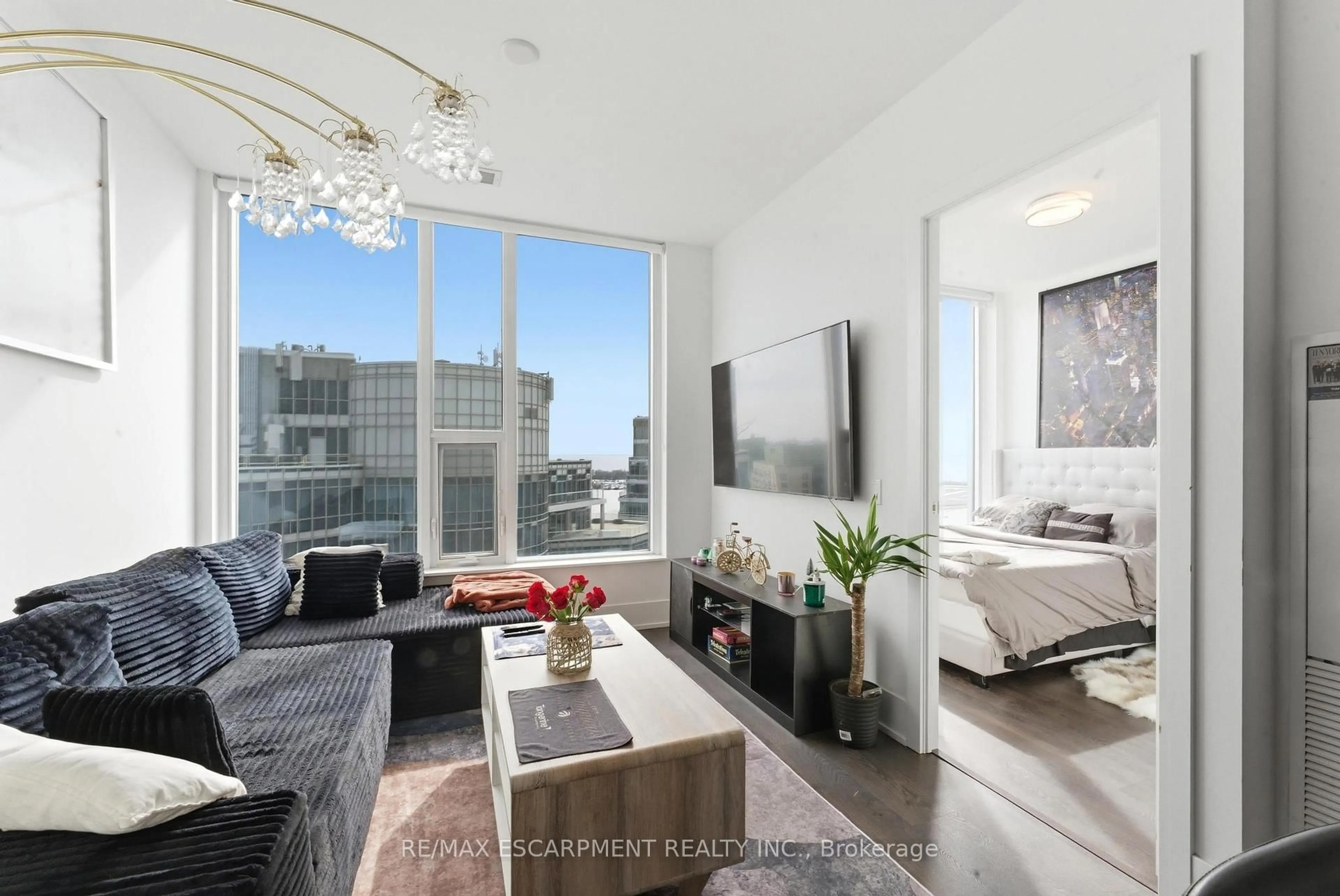 Living room with furniture, unknown for 10 York St #3807, Toronto Ontario M5J 0E1