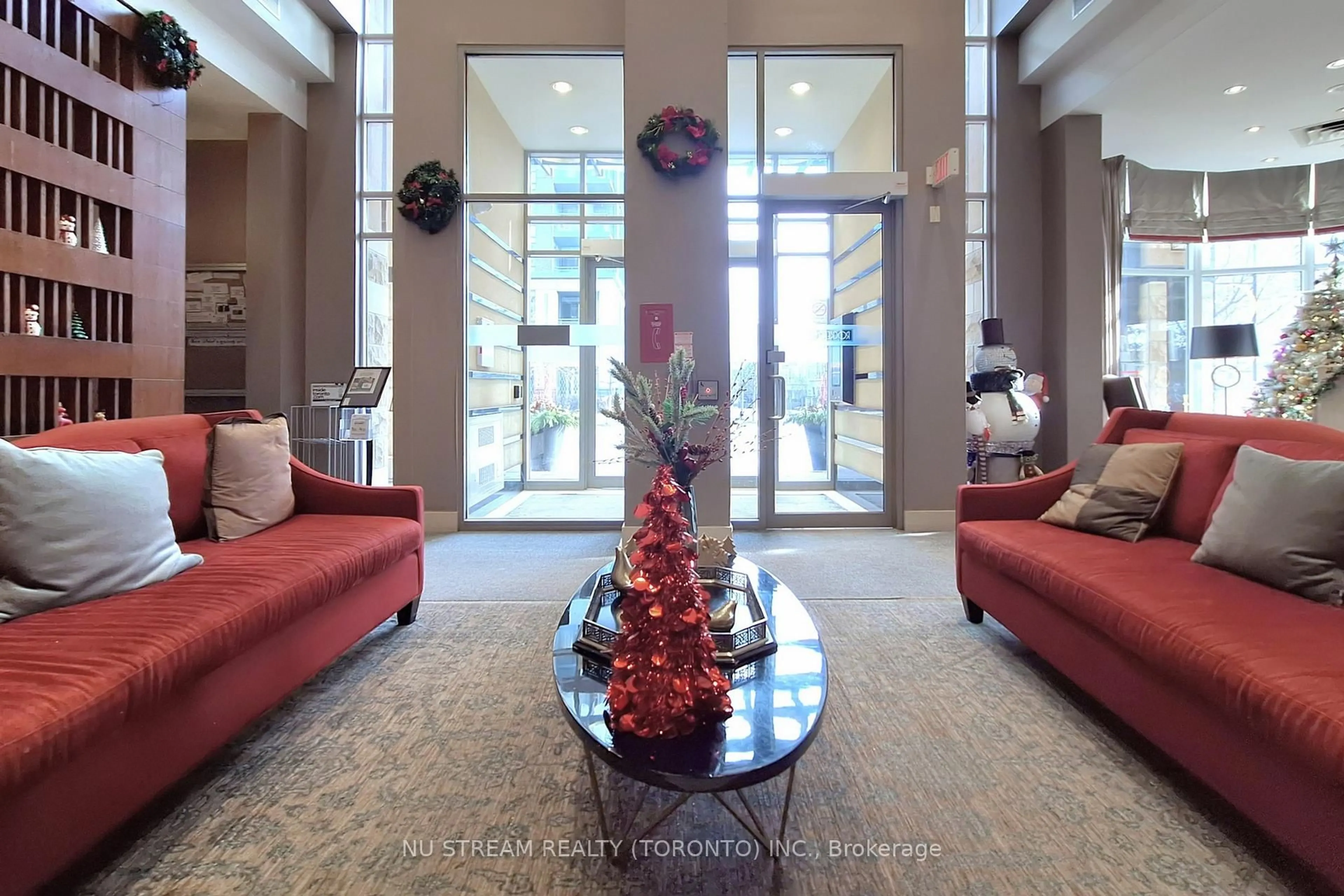 Lobby for 18 Kenaston Gdns #611, Toronto Ontario M2K 3C7