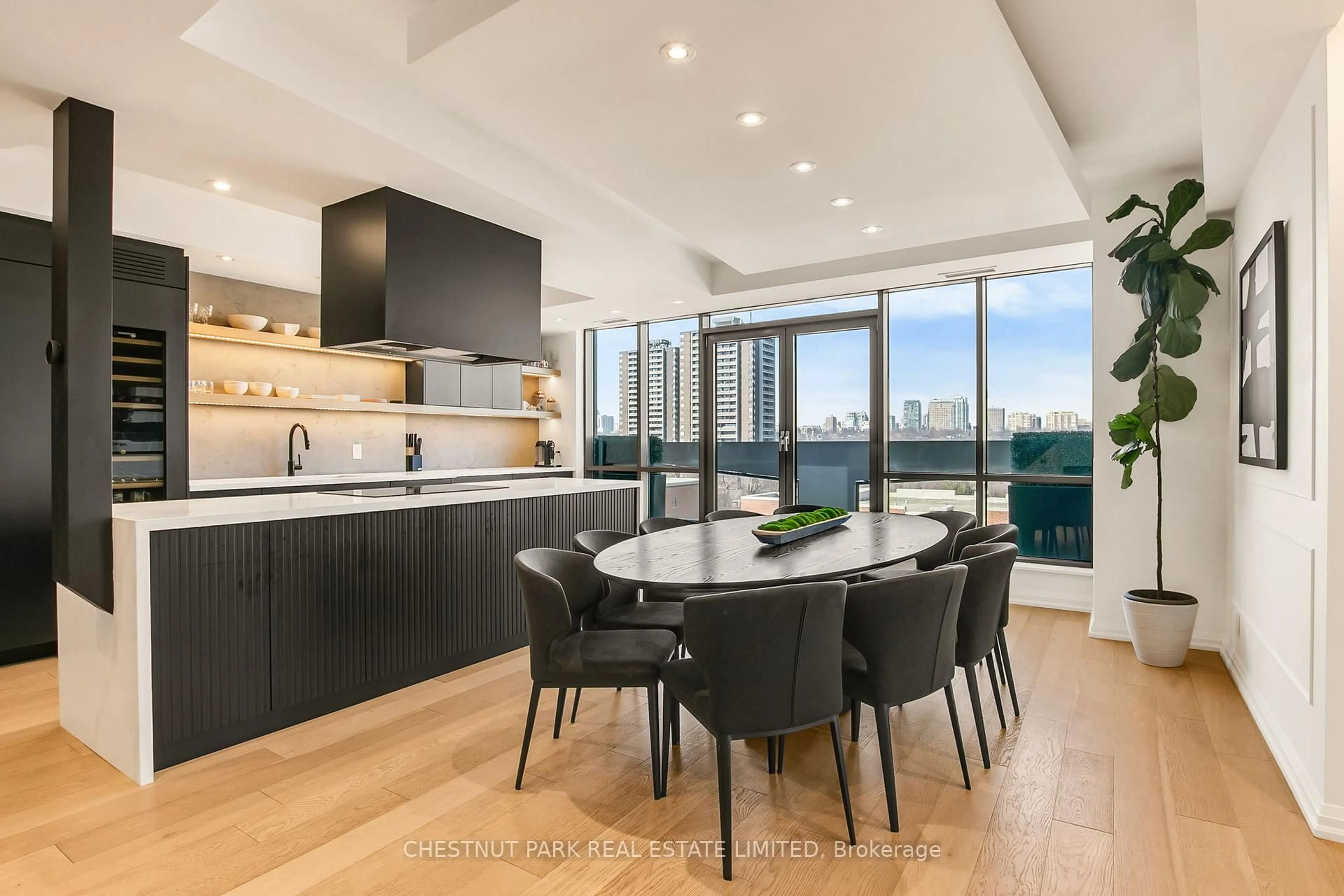 Contemporary kitchen, unknown for 3 Mcalpine St #PH 903, Toronto Ontario M5R 3T5