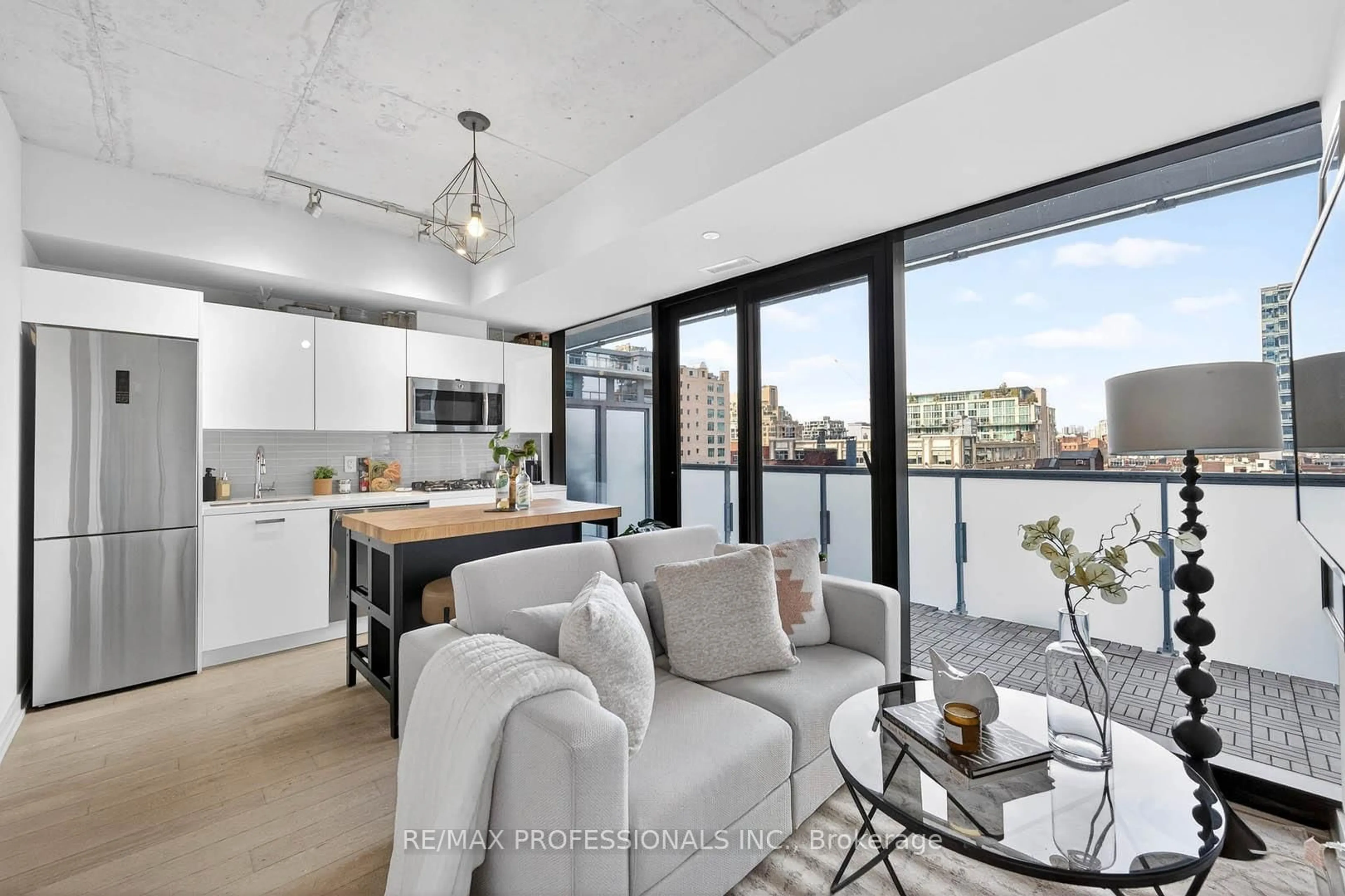 Unknown for 11 Charlotte St #805, Toronto Ontario M5V 2H5