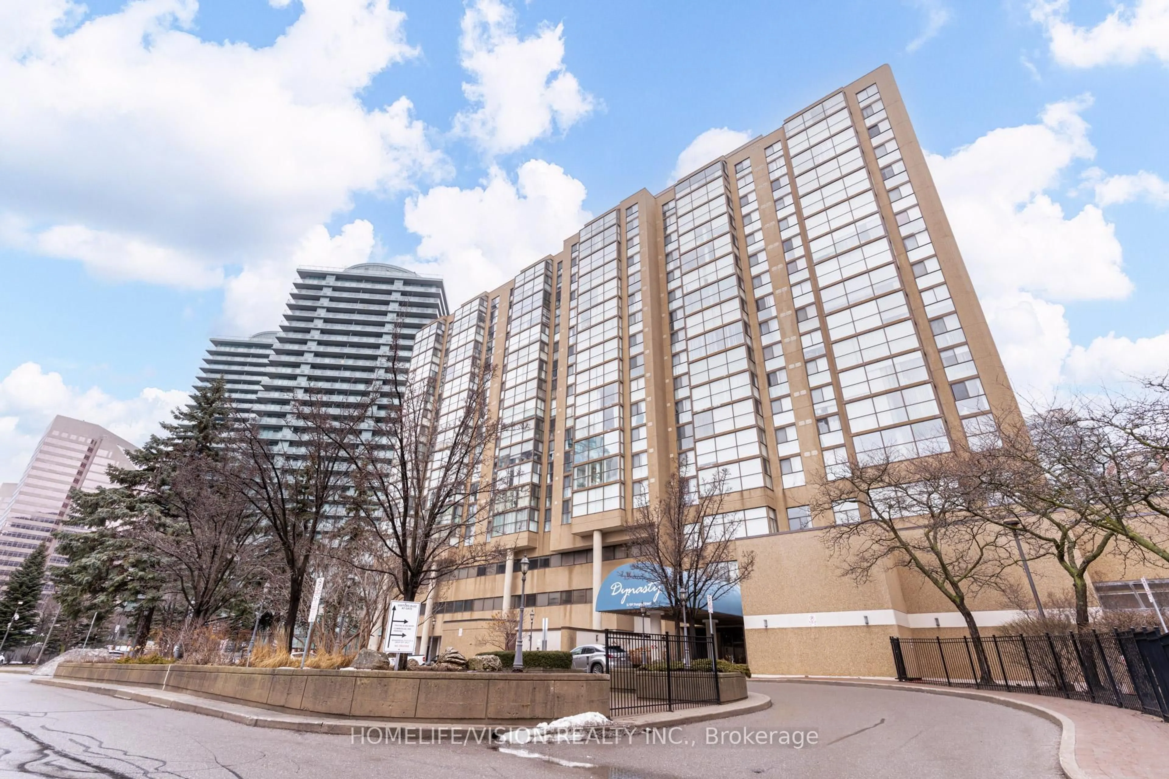 Unknown for 5460 Yonge St #501, Toronto Ontario M2N 6K7