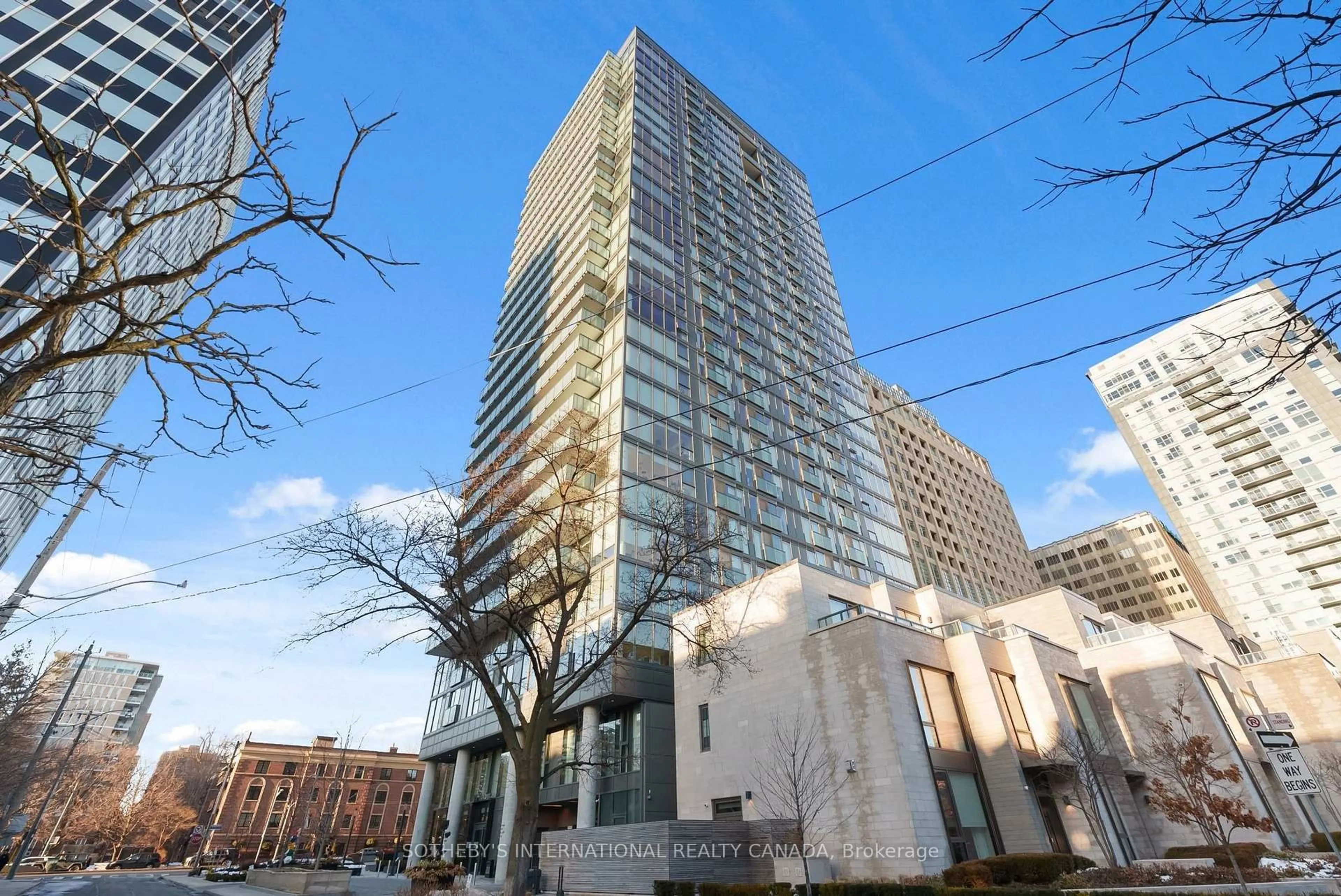 Unknown for 99 Foxbar Rd #2210, Toronto Ontario M4V 2G5