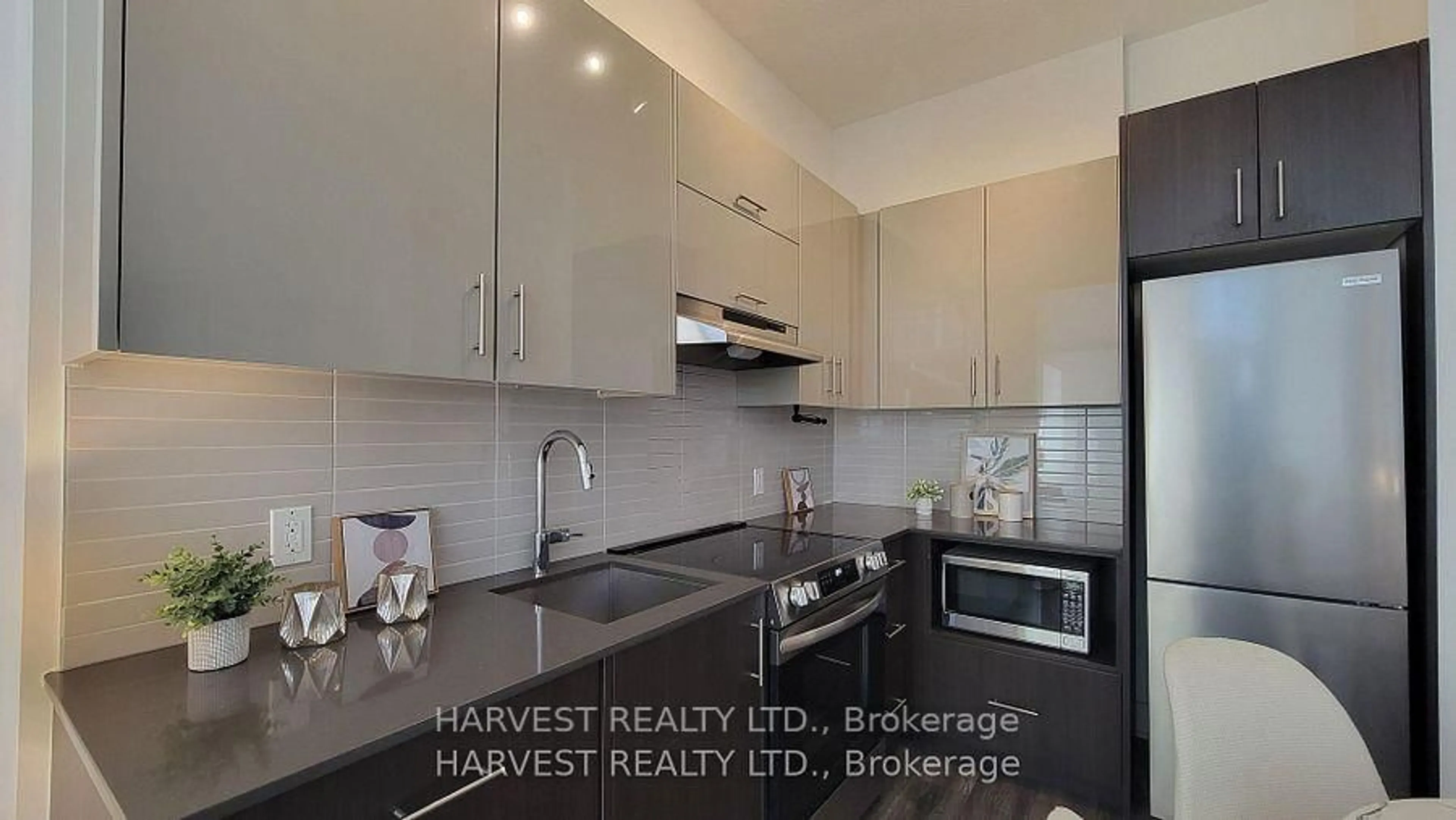 Standard kitchen, unknown for 188 fairview mall Dr #102, Toronto Ontario M2J 0H7