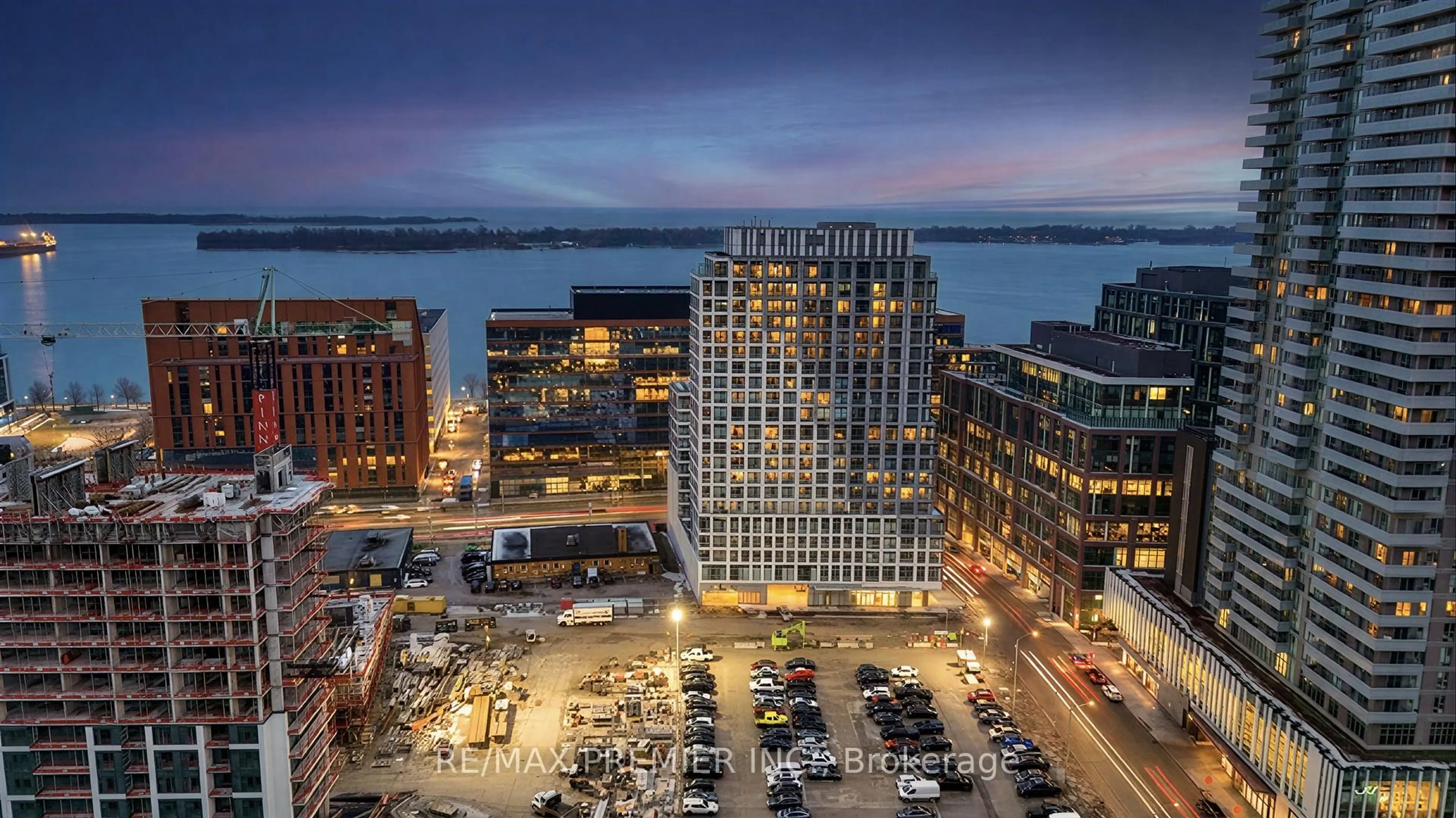 A pic from outside/outdoor area/front of a property/back of a property/a pic from drone, city buildings view from balcony for 15 Richardson St #332, Toronto Ontario M5A 0Y5