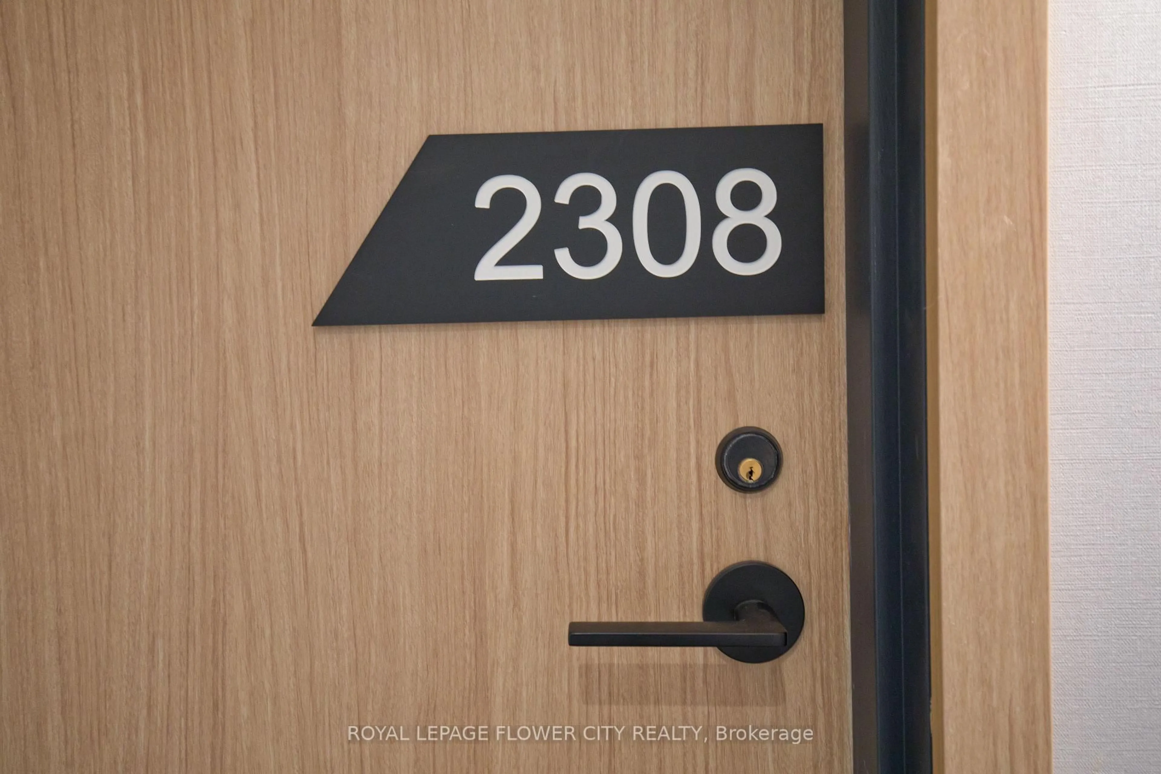 Indoor entryway for 35 Parliament St #2308, Toronto Ontario M5A 0Z5