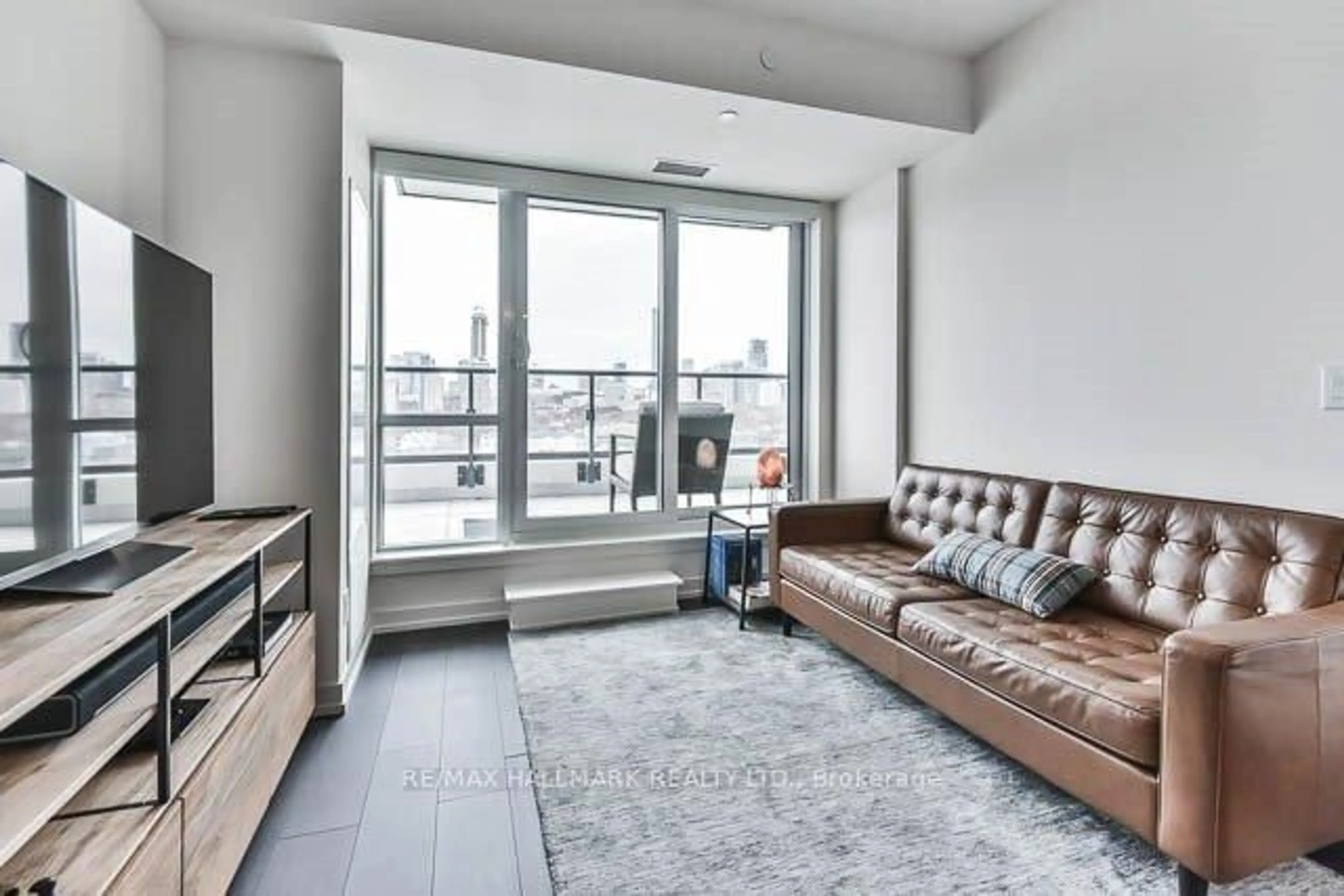 Living room with furniture, unknown for 200 Sackville St #808, Toronto Ontario M5A 0B9