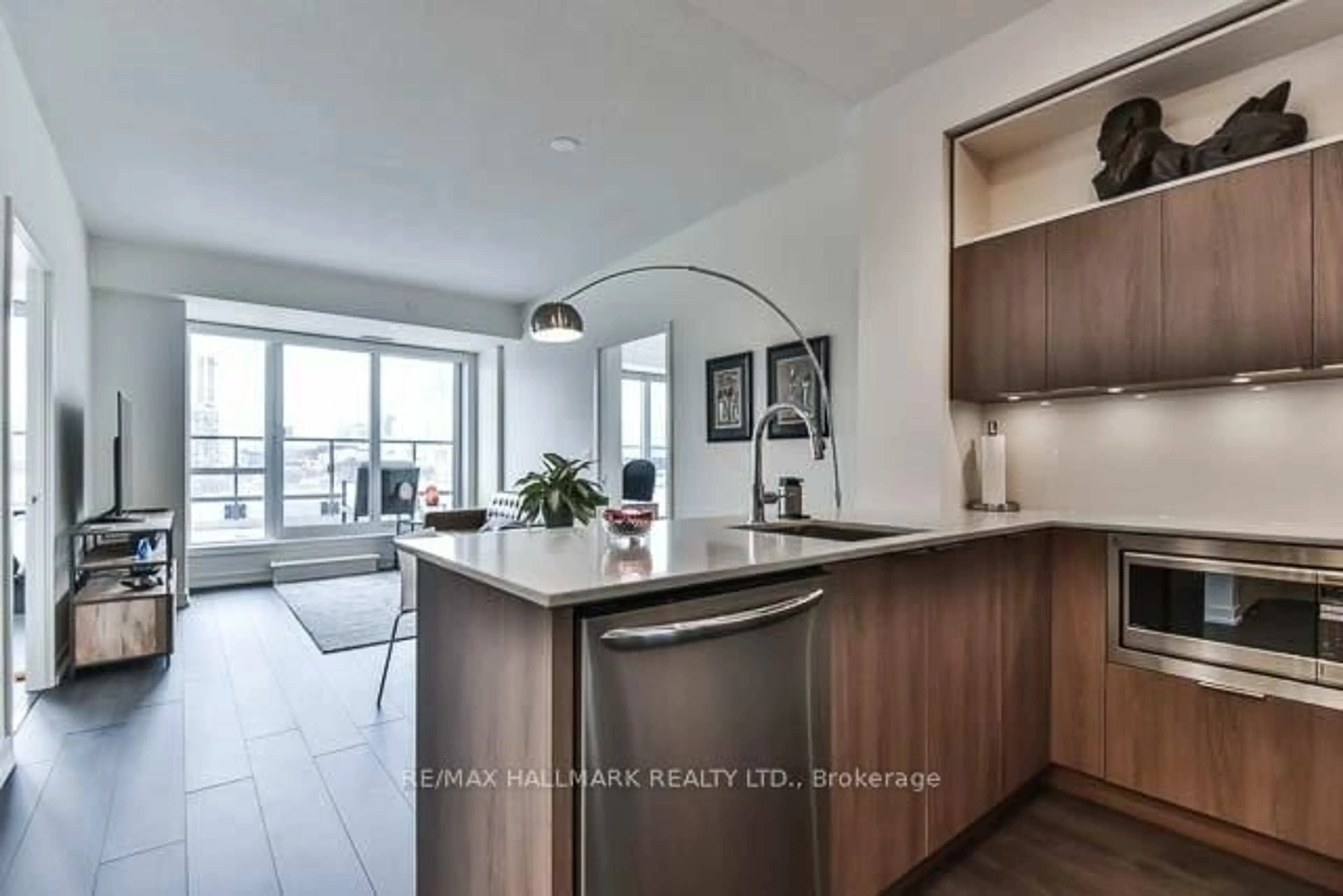 Open concept kitchen, unknown for 200 Sackville St #808, Toronto Ontario M5A 0B9