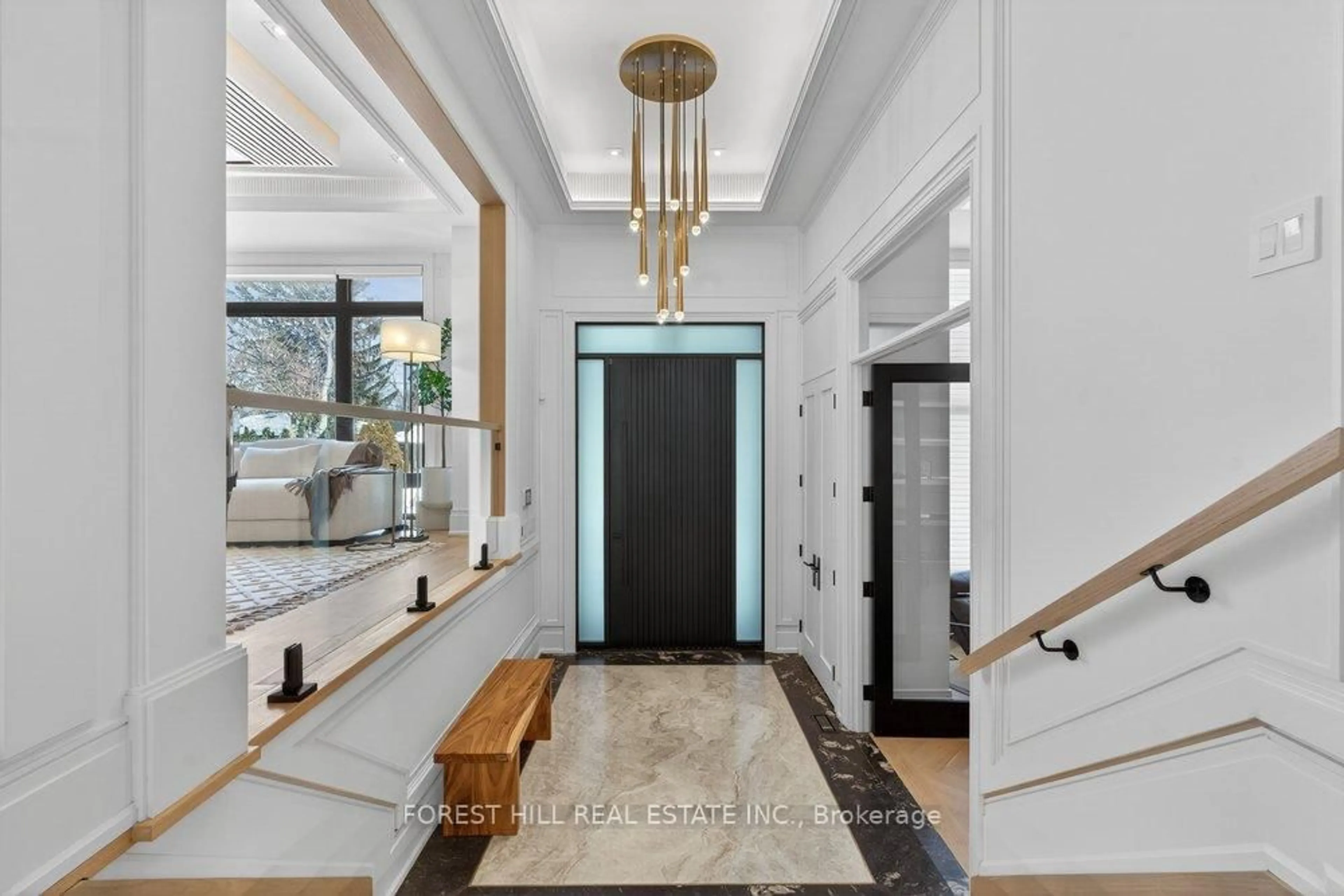 Indoor entryway for 188 Burbank Dr, Toronto Ontario M2K 1P4