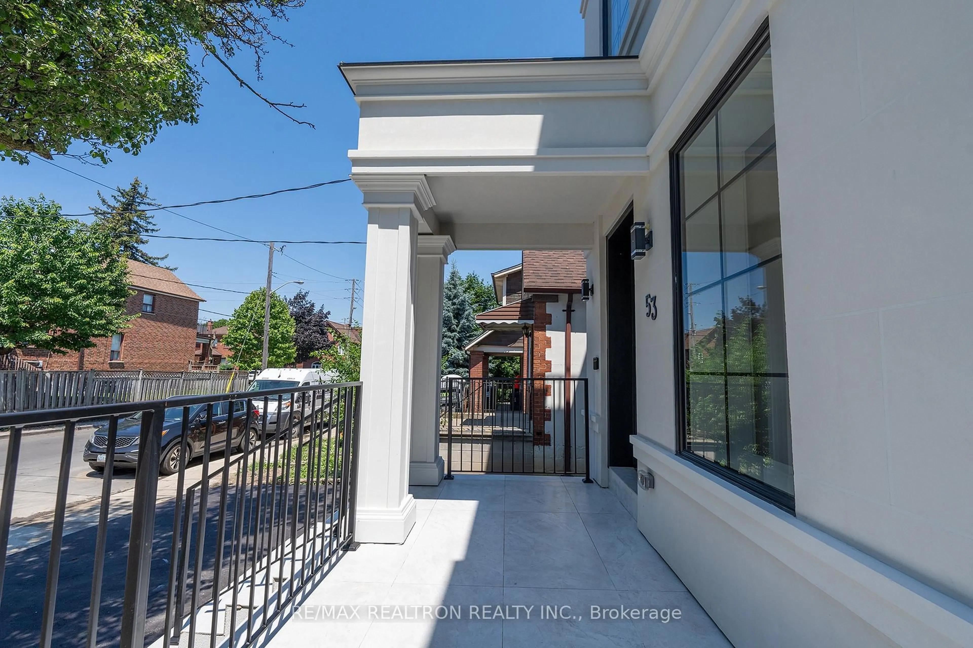 Unknown for 53 Alameda Ave, Toronto Ontario M6C 3W3