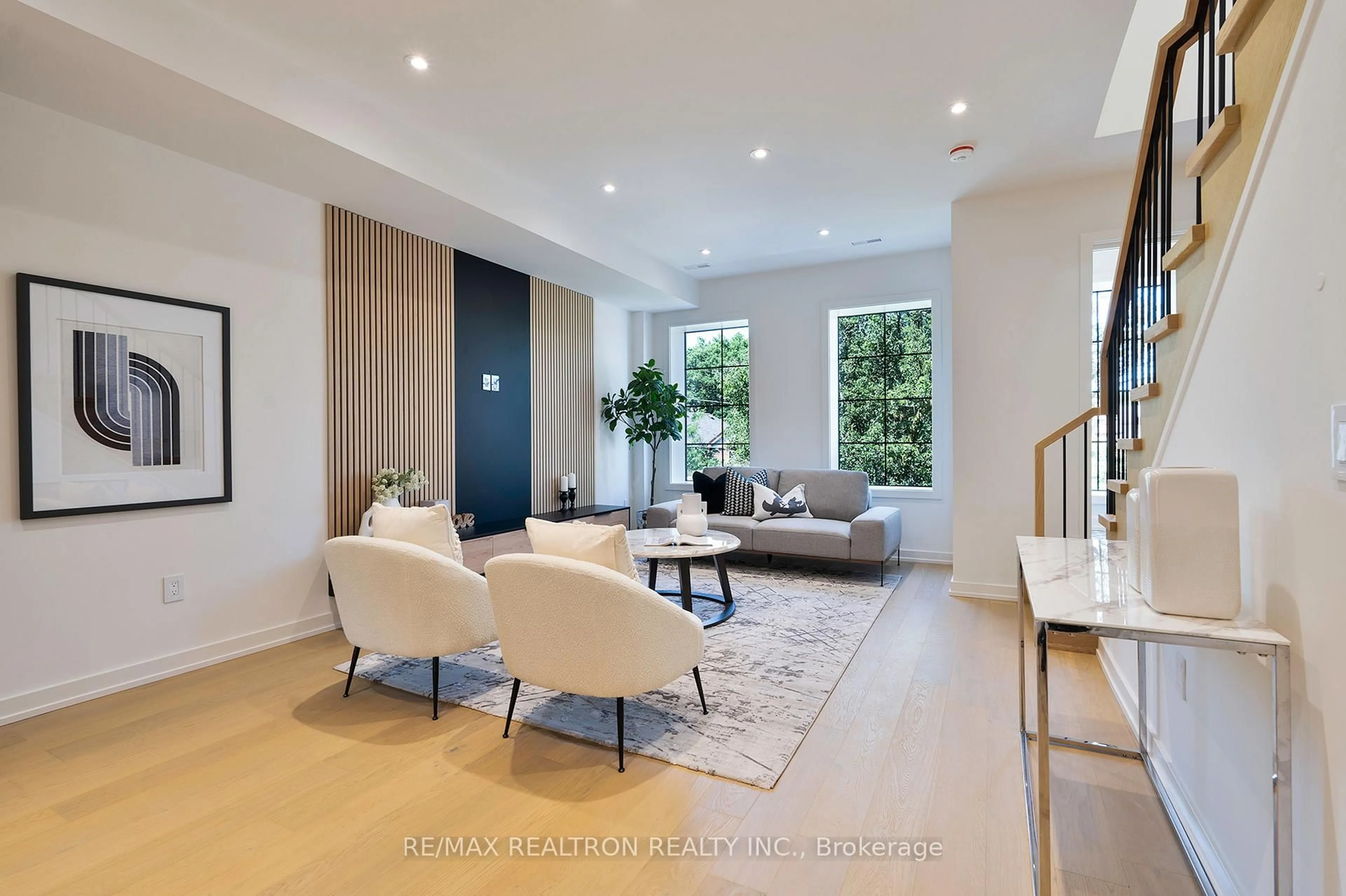 Unknown for 53 Alameda Ave, Toronto Ontario M6C 3W3