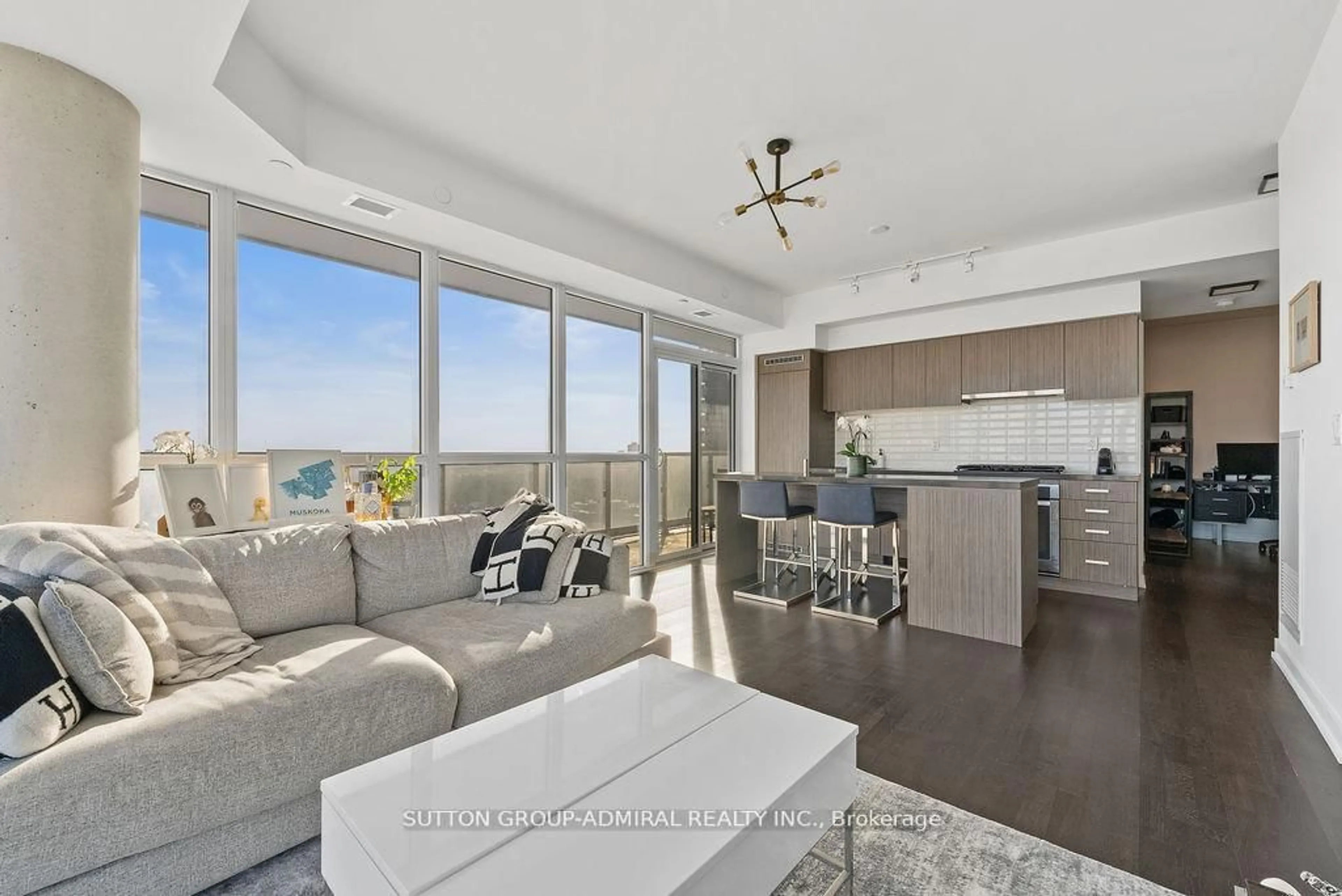 Unknown for 501 St. Clair Ave #1105, Toronto Ontario M5P 0A2