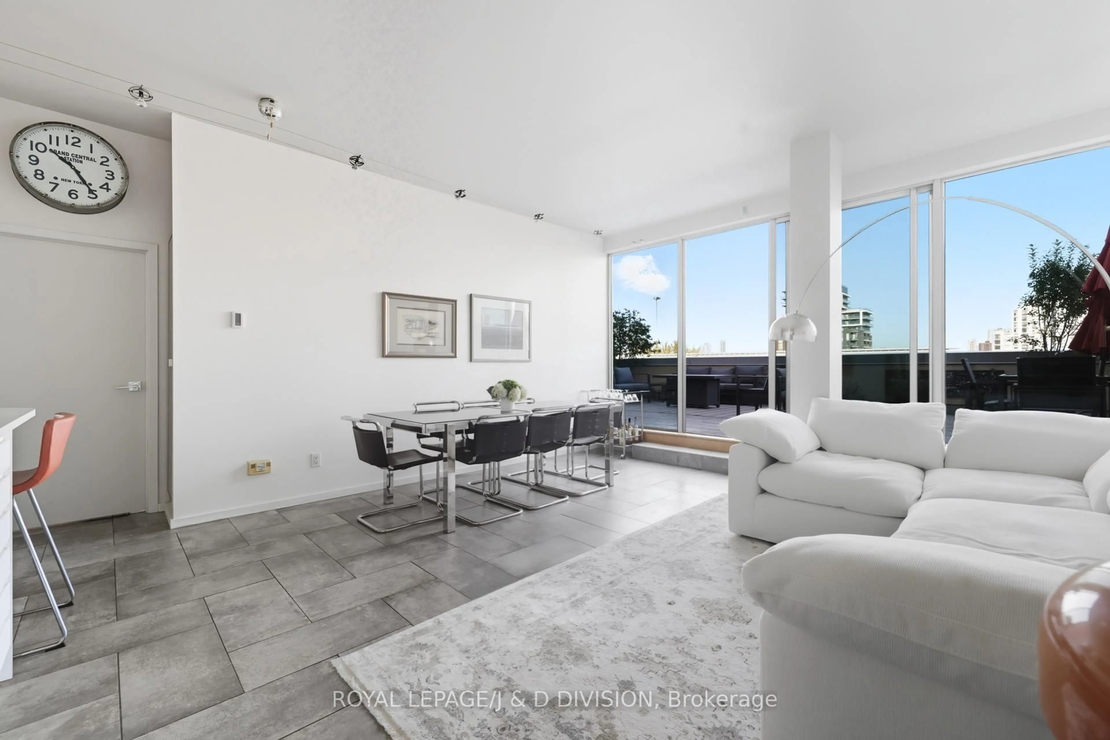 Living room with furniture, unknown for 160 Baldwin St #610, Toronto Ontario M5T 3K7