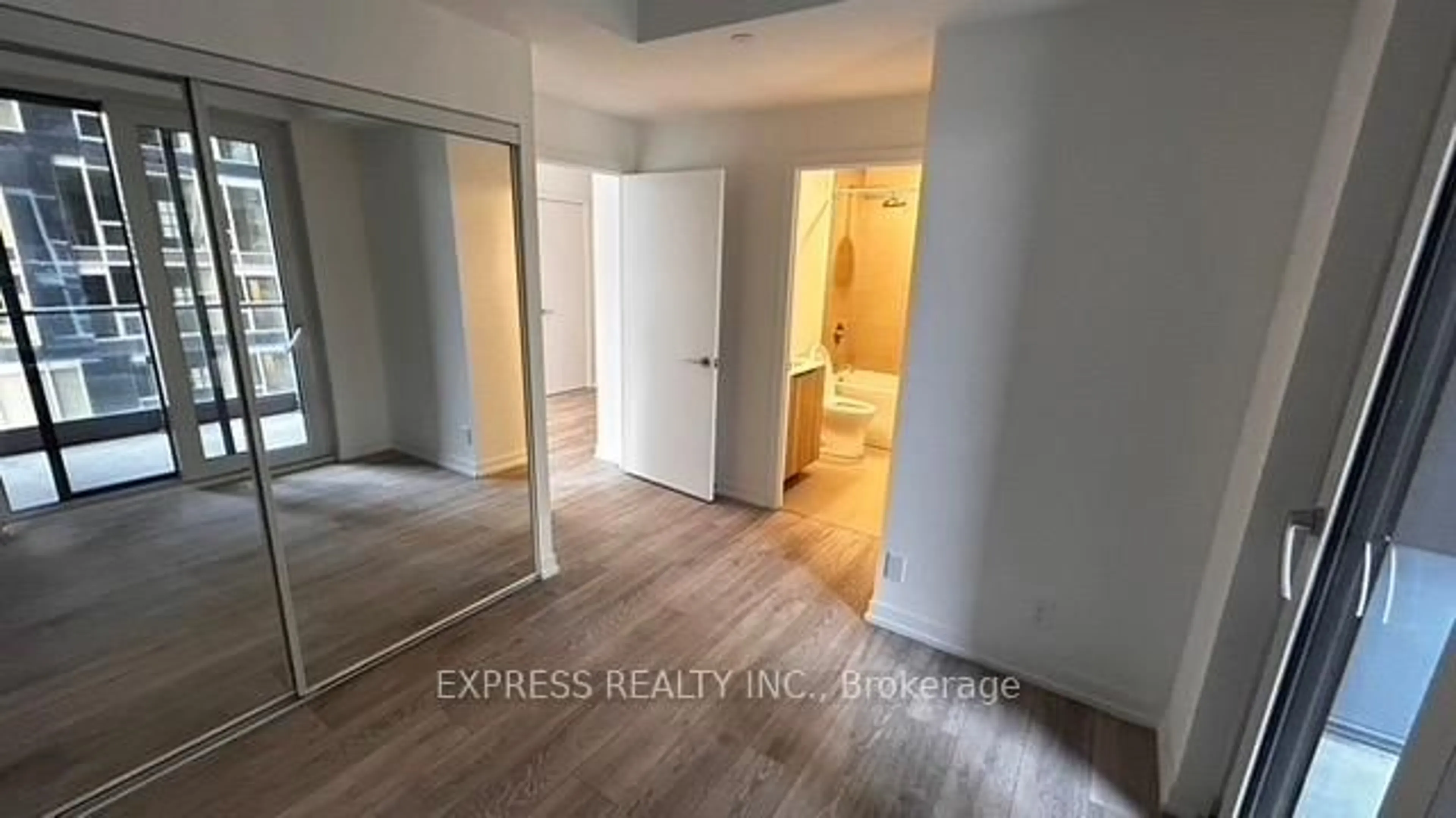 A pic of a room for 55 Mercer St #2511, Toronto Ontario M5V 0W4