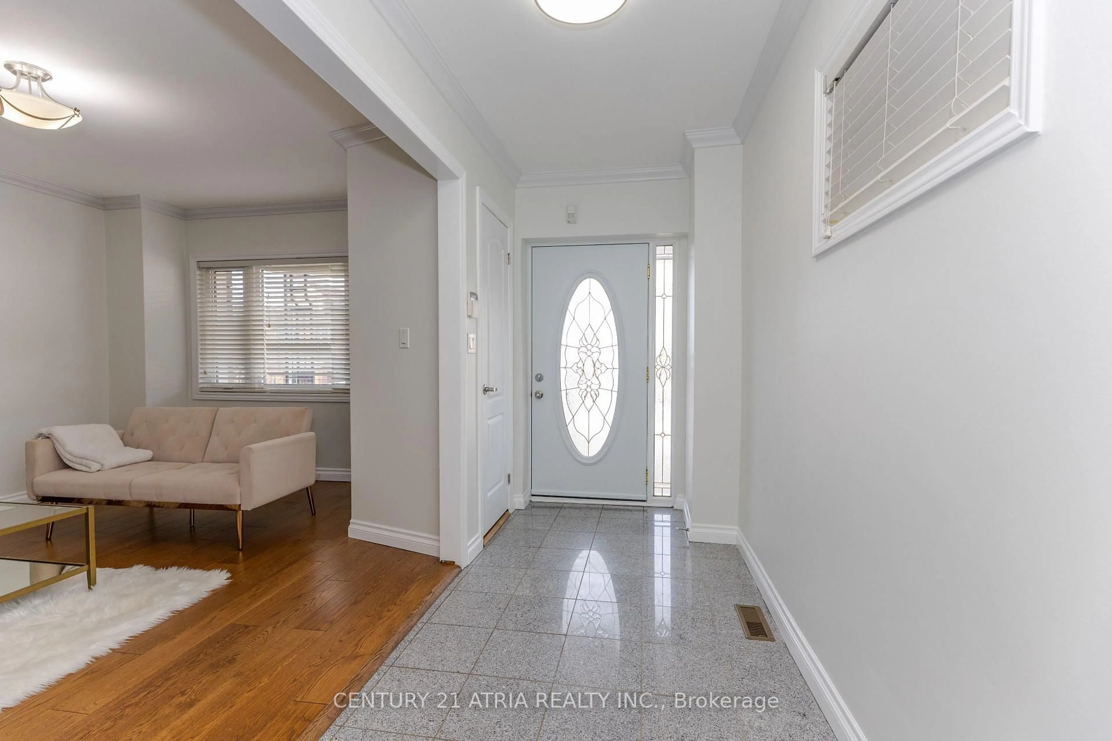 Indoor entryway for 323 Lauder Ave, Toronto Ontario M6E 3H7
