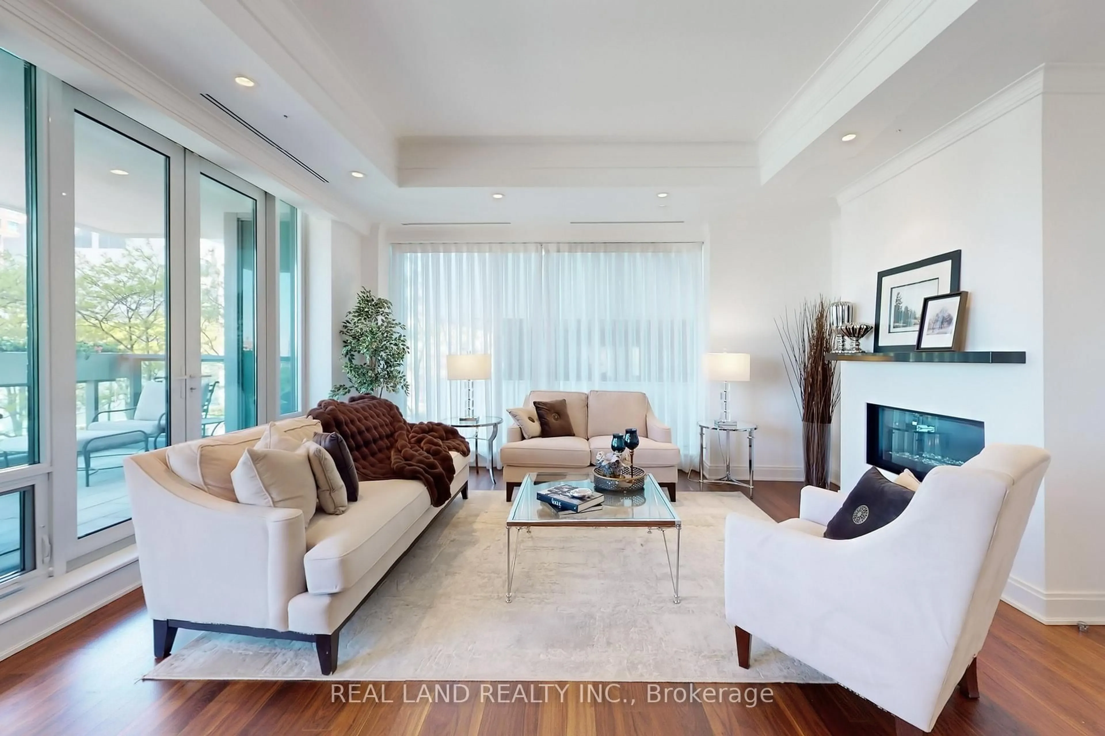 Living room with furniture, unknown for 206 Bloor St #1001, Toronto Ontario M5S 1T8