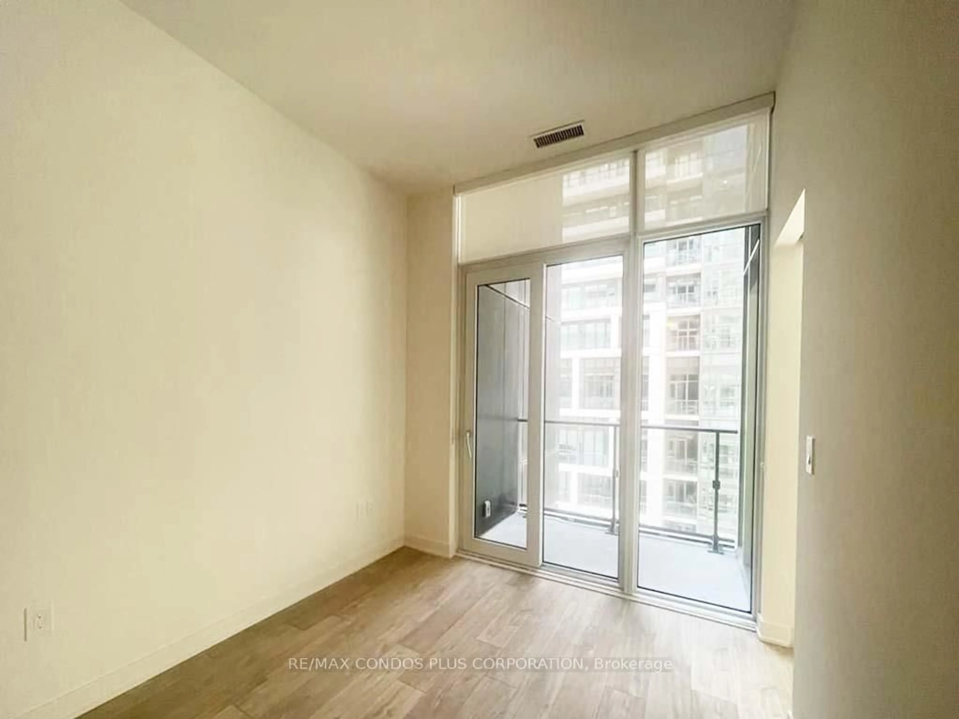 A pic of a room for 60 Princess St #1113, Toronto Ontario M5A 2C7