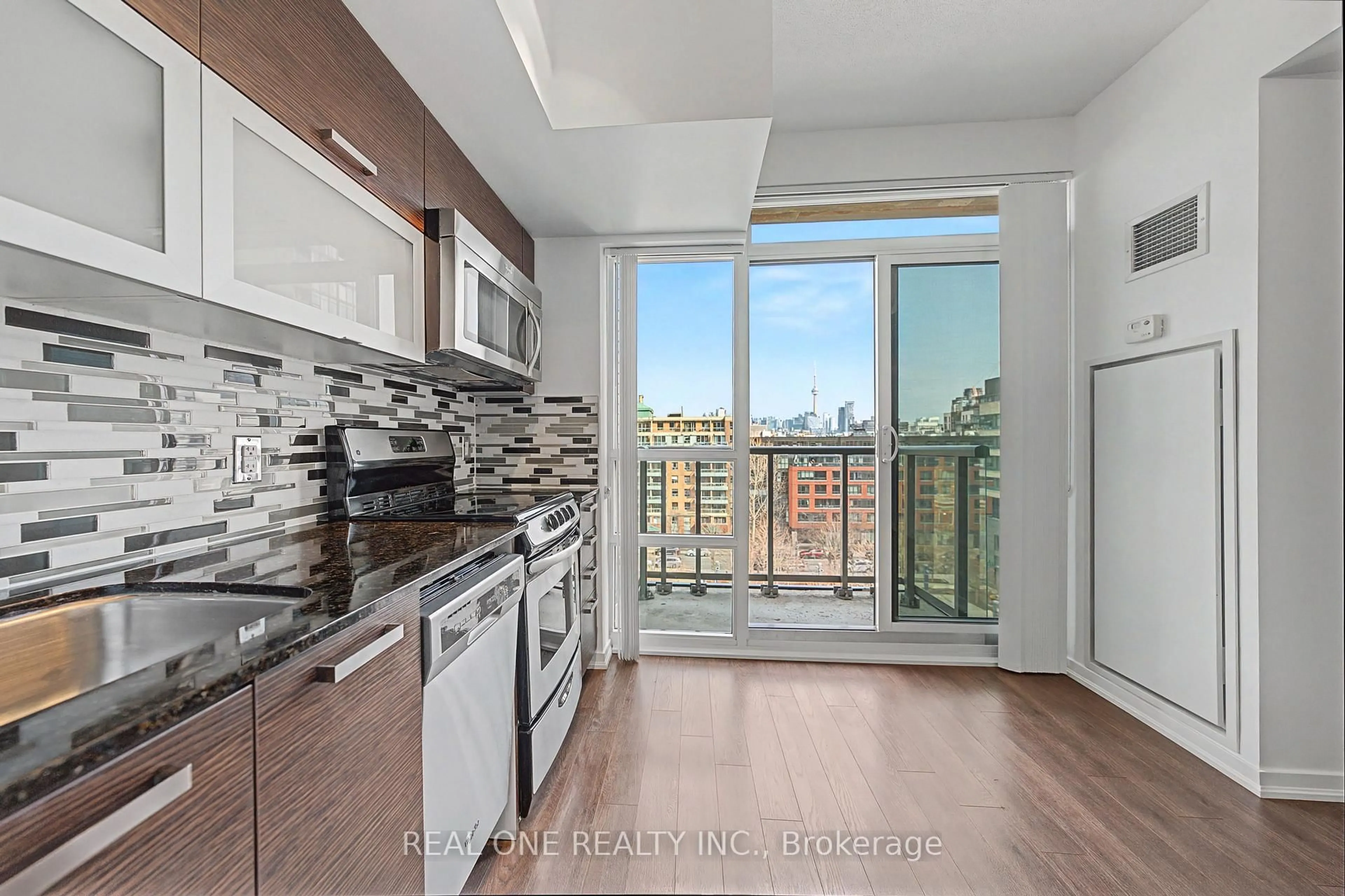 Unknown for 68 Abell St #846, Toronto Ontario M6J 0B1