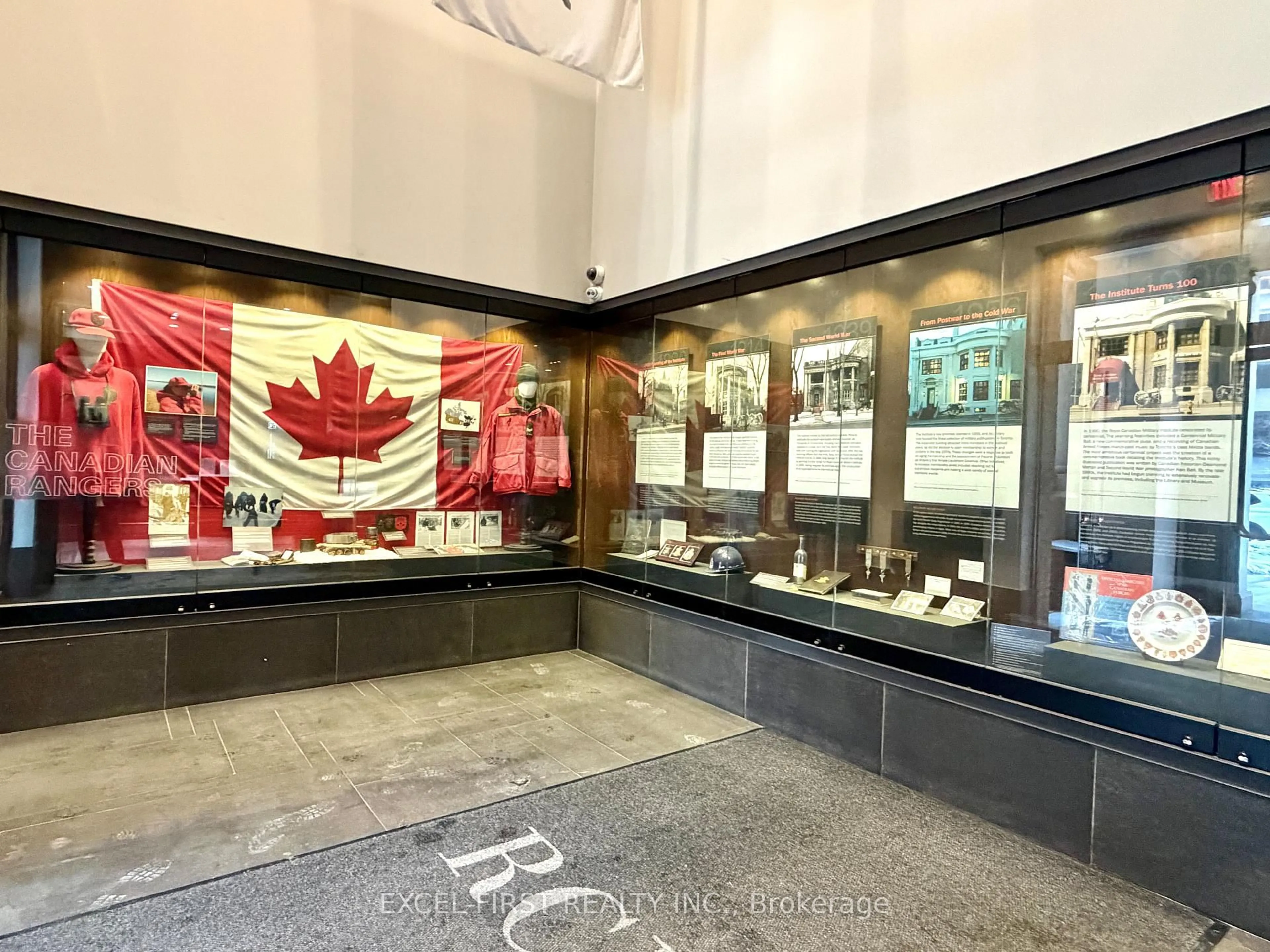 Unknown for 426 University Ave #2206, Toronto Ontario M5G 1S9