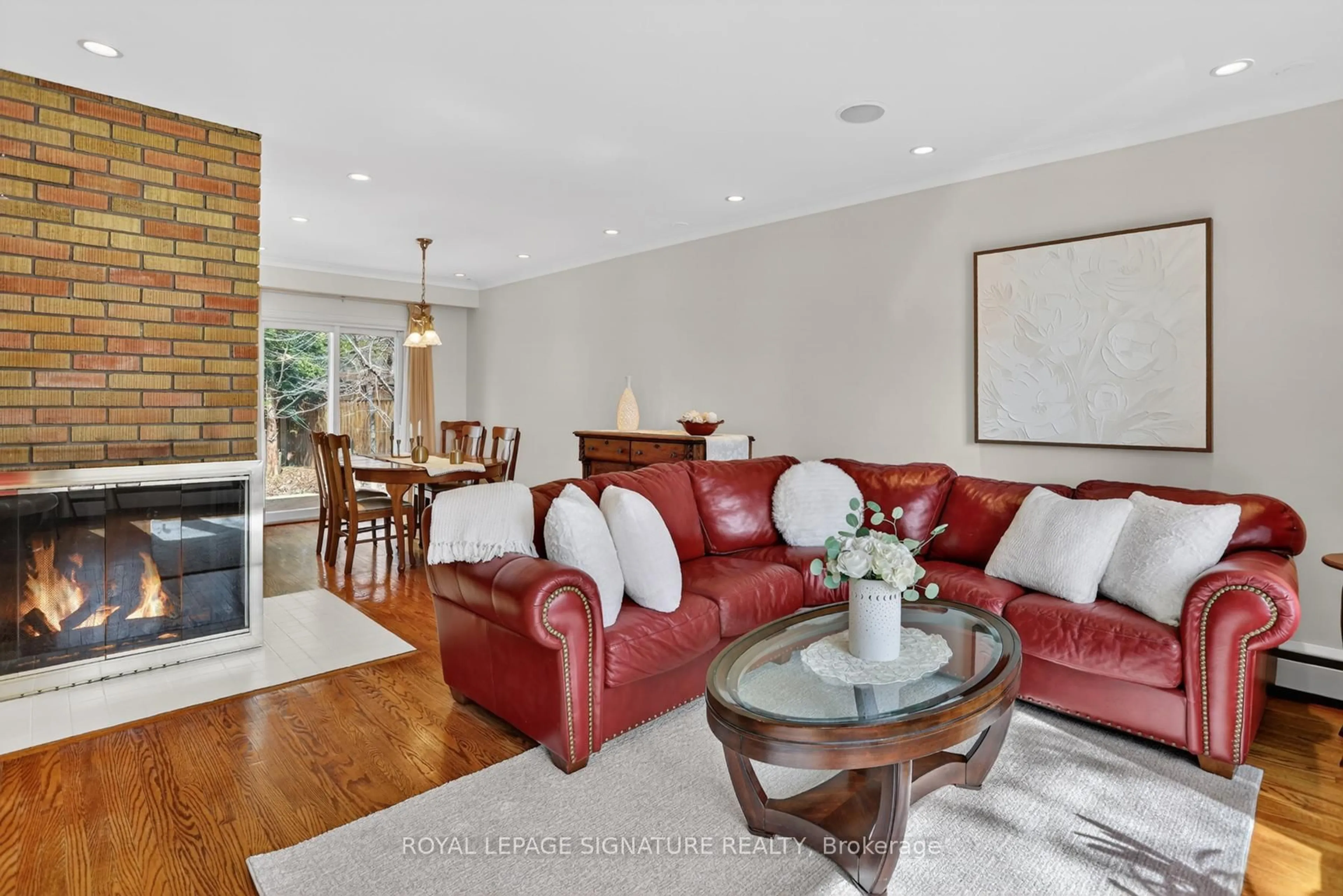 Living room with furniture, ceramic/tile floor for 54 Broadlands Blvd, Toronto Ontario M3A 1J3