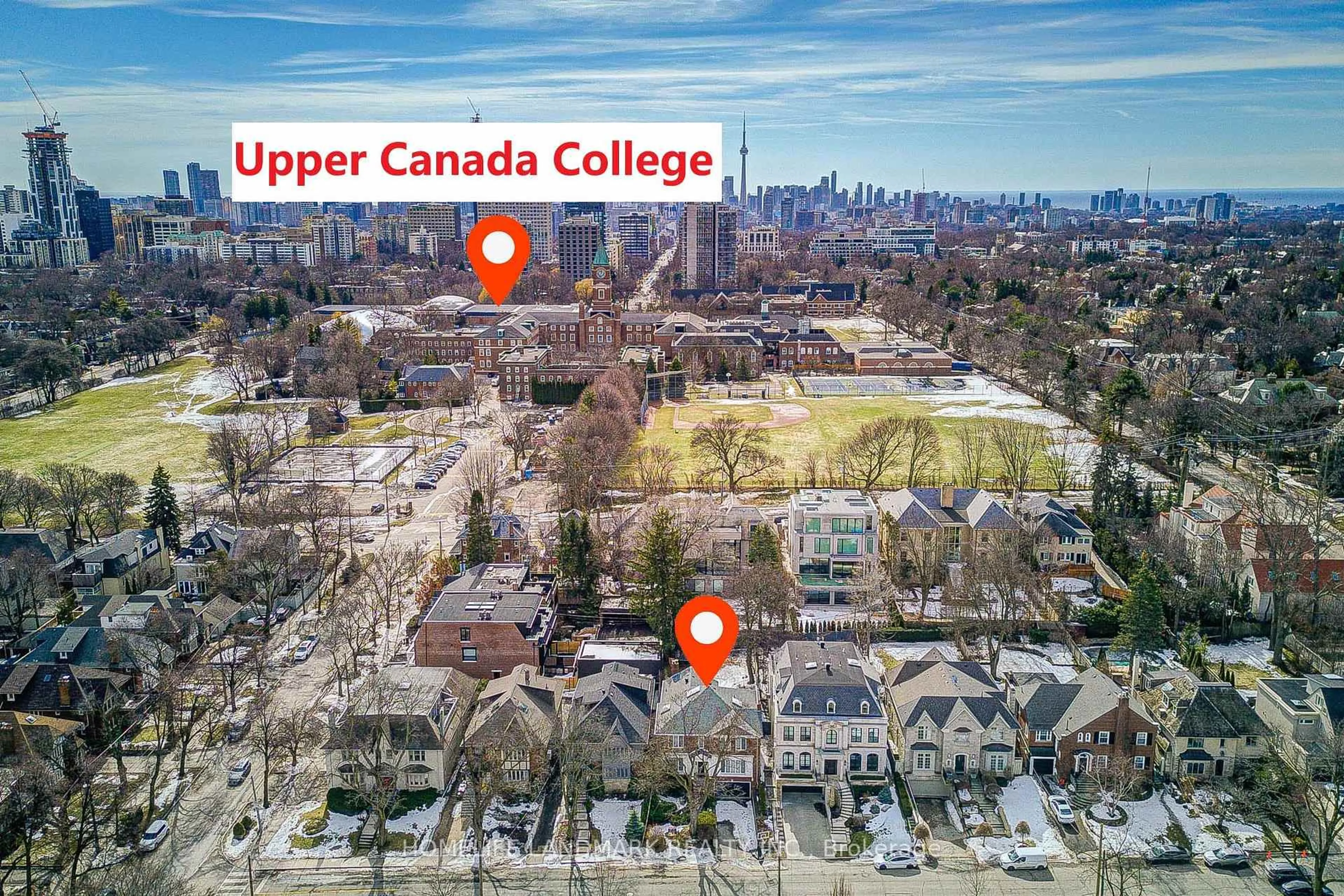 A pic from outside/outdoor area/front of a property/back of a property/a pic from drone, street for 7 Killarney Rd, Toronto Ontario M5P 1L7