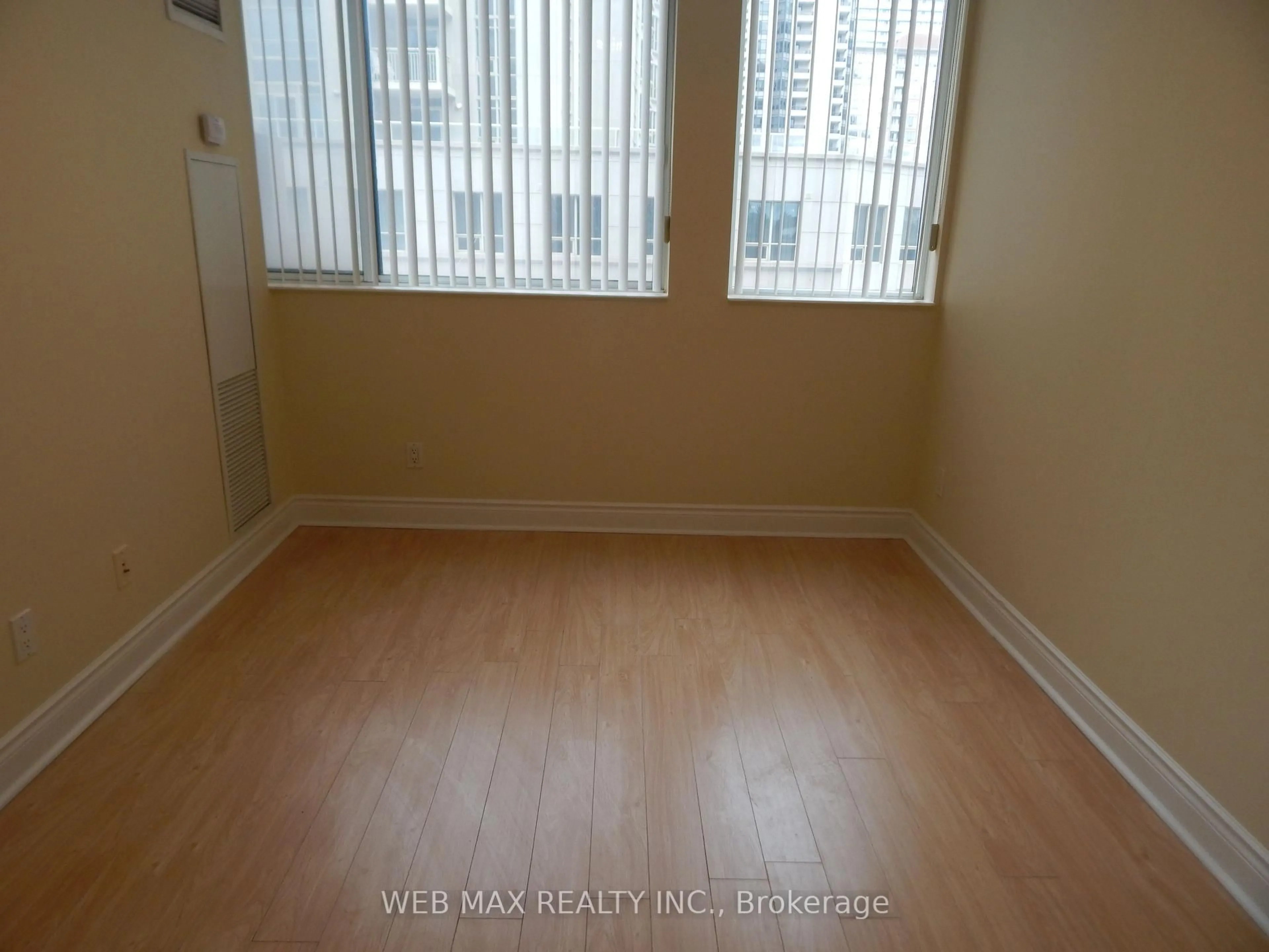 A pic of a room for 5 Northtown Way #309, Toronto Ontario M2N 7A1