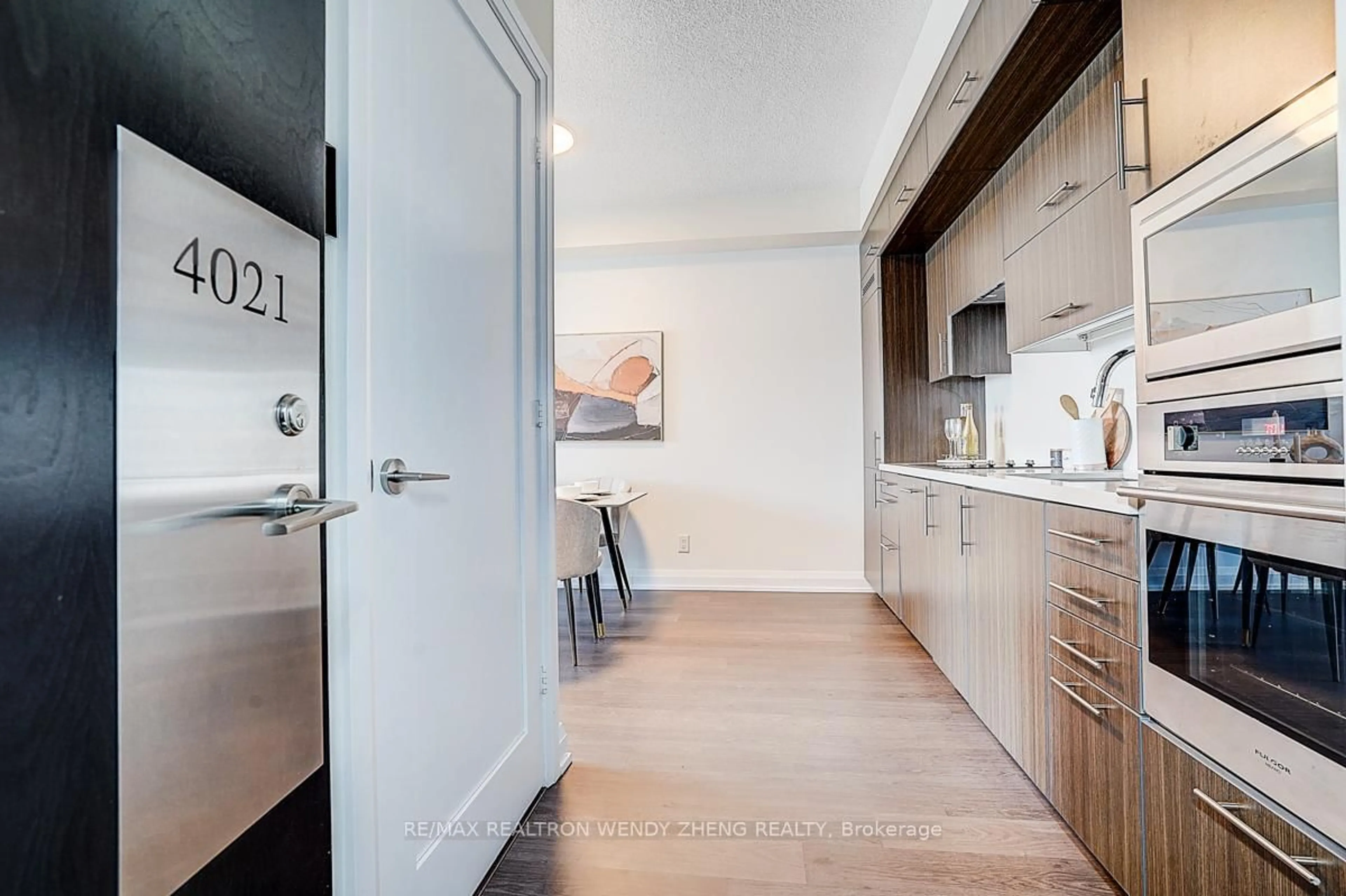 Unknown for 5 Sheppard Ave #4021, Toronto Ontario M2N 2Z8