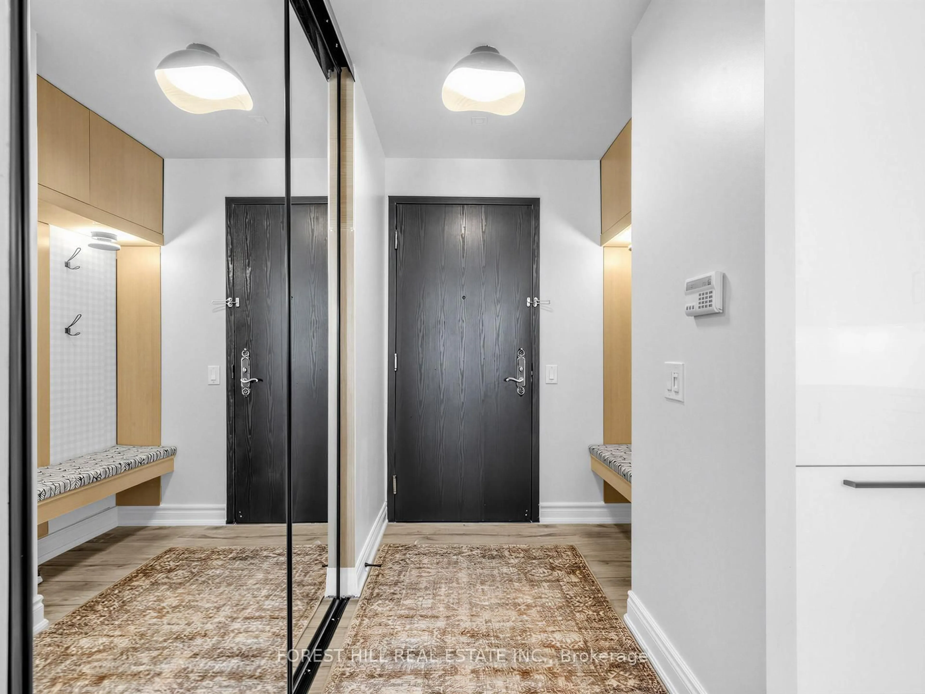 Indoor entryway for 1 Clairtrell Rd #1001, Toronto Ontario M2N 7H6