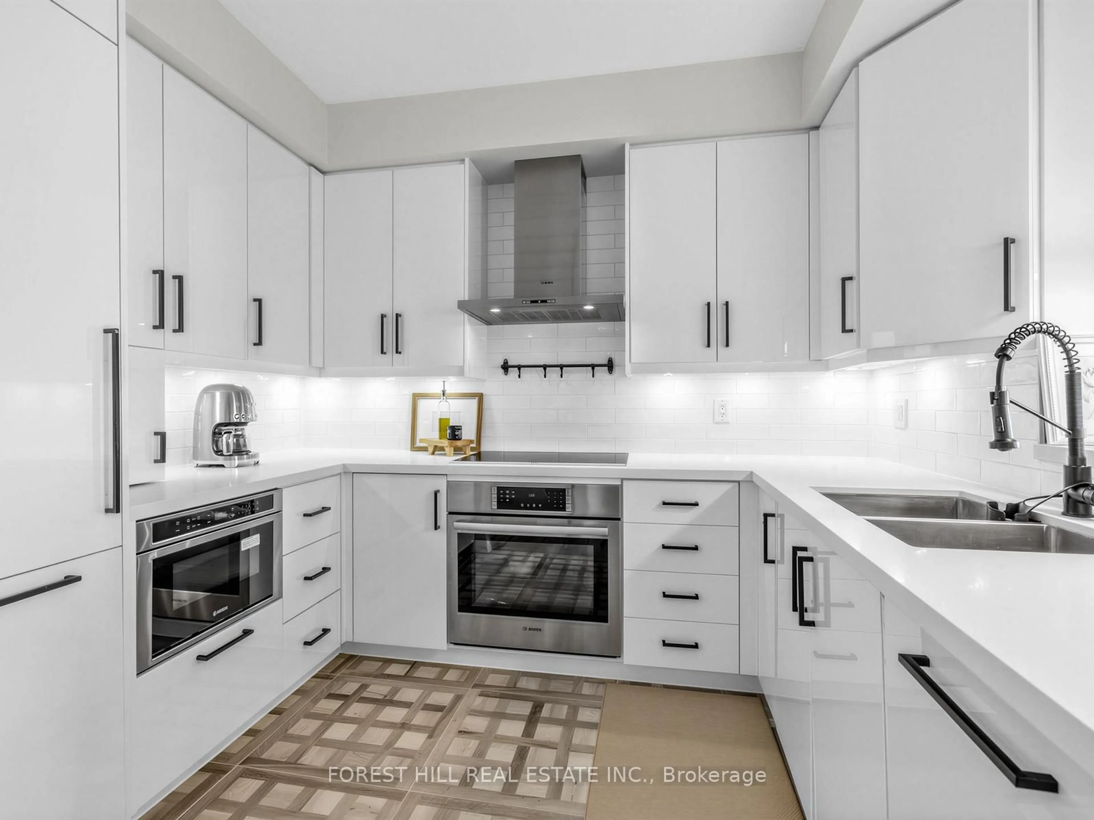 Unknown for 1 Clairtrell Rd #1001, Toronto Ontario M2N 7H6