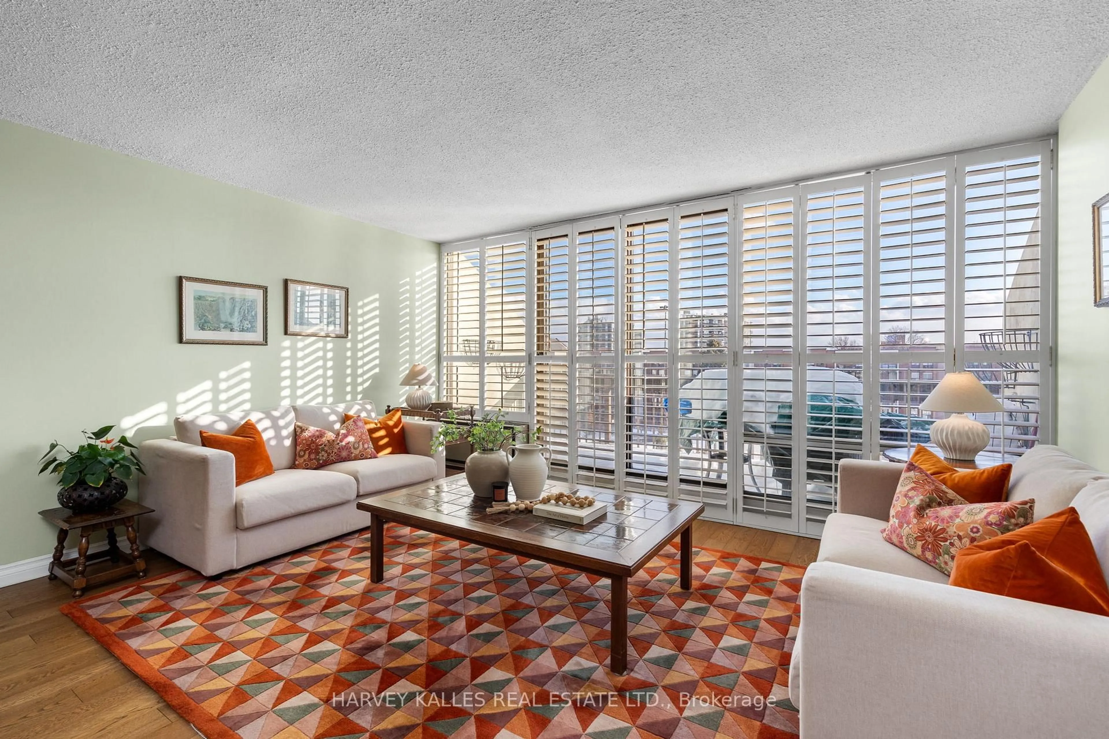 Living room with furniture, unknown for 10 Fashion Roseway #504, Toronto Ontario M2N 6B6