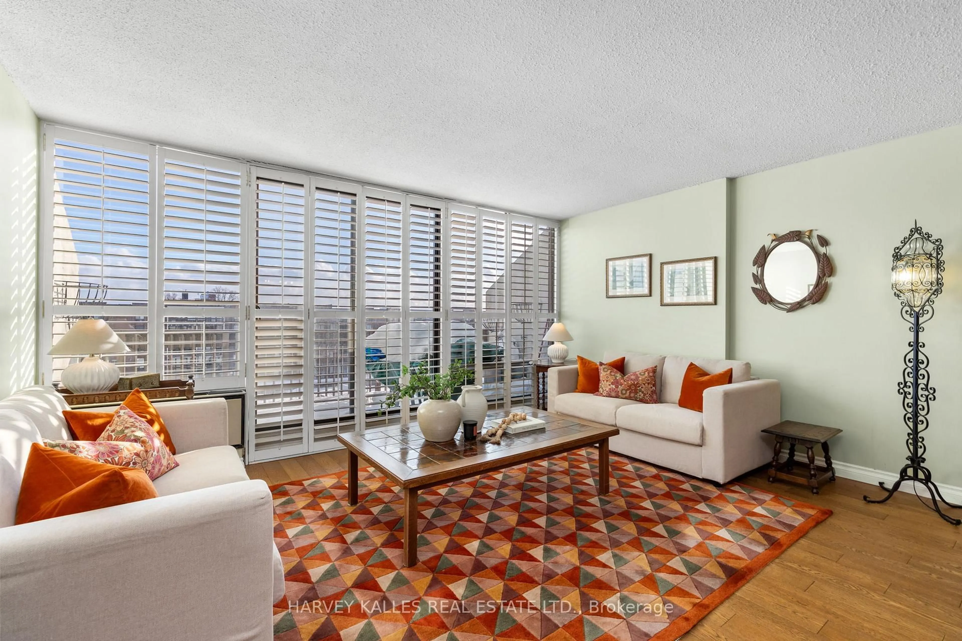 Living room with furniture, unknown for 10 Fashion Roseway #504, Toronto Ontario M2N 6B6