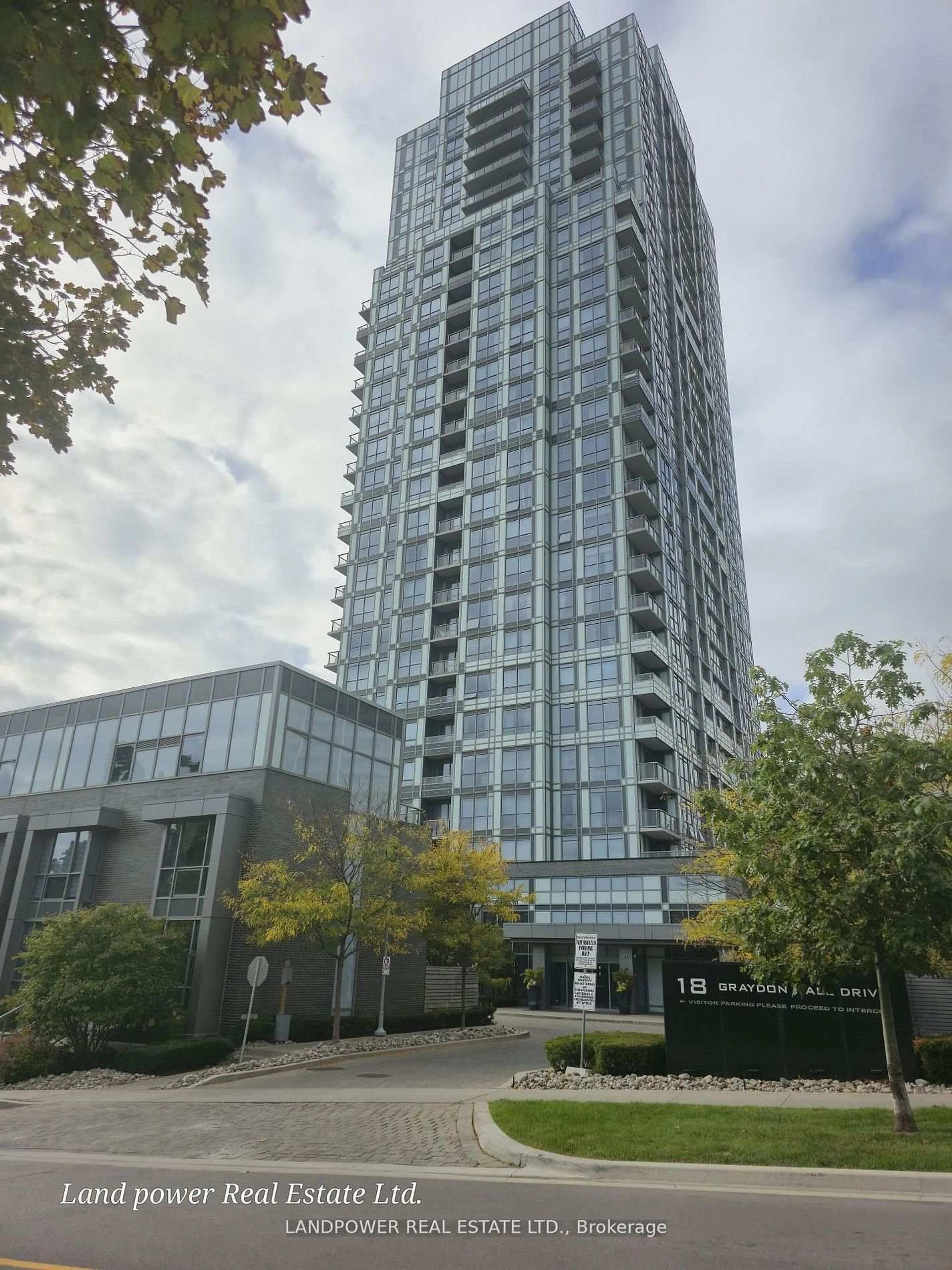 Indoor foyer for 18 Graydon Hall Dr #407, Toronto Ontario M3A 0A4