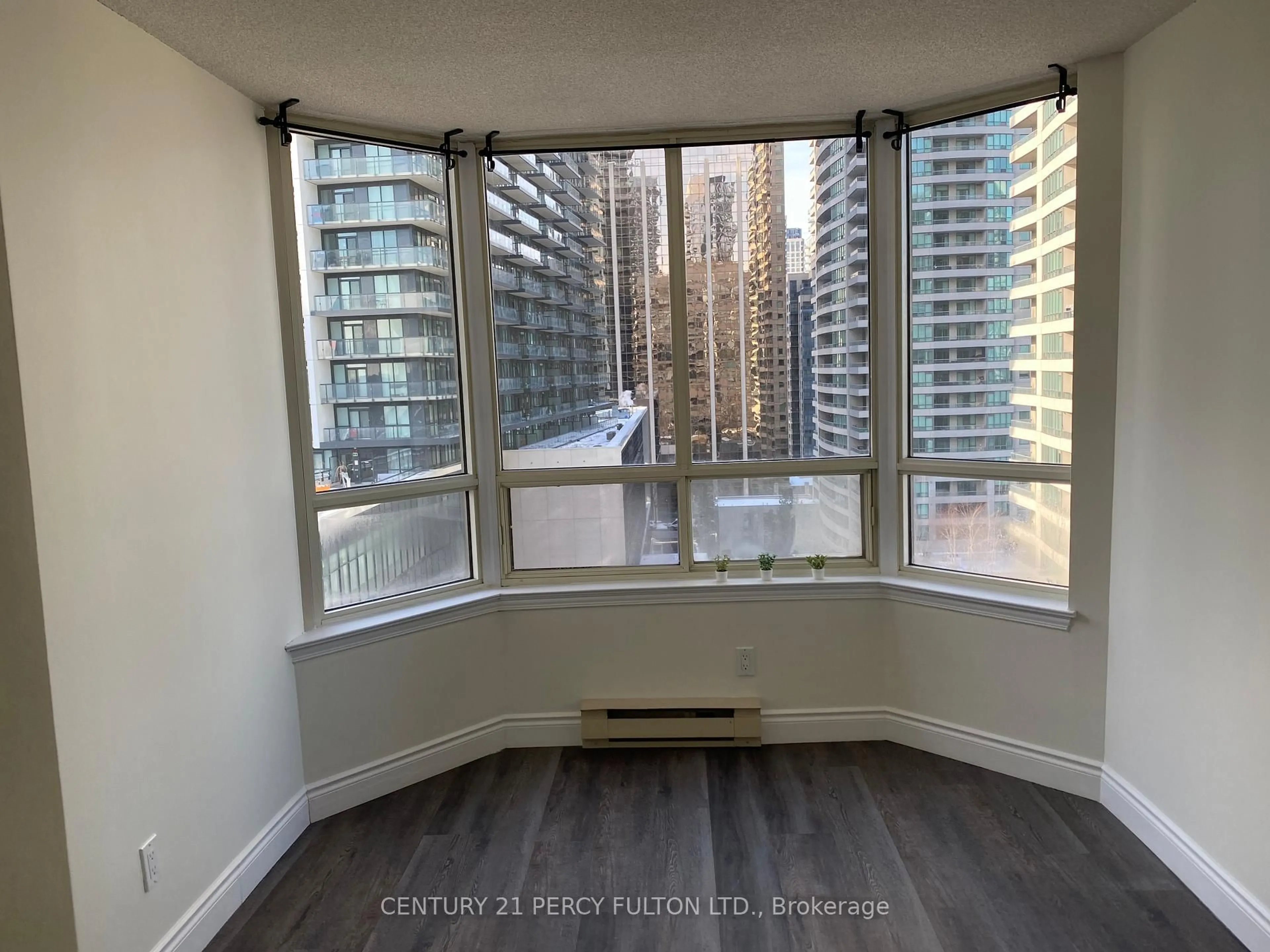 A pic of a room for 30 Greenfield Ave #1115, Toronto Ontario M2N 6N3