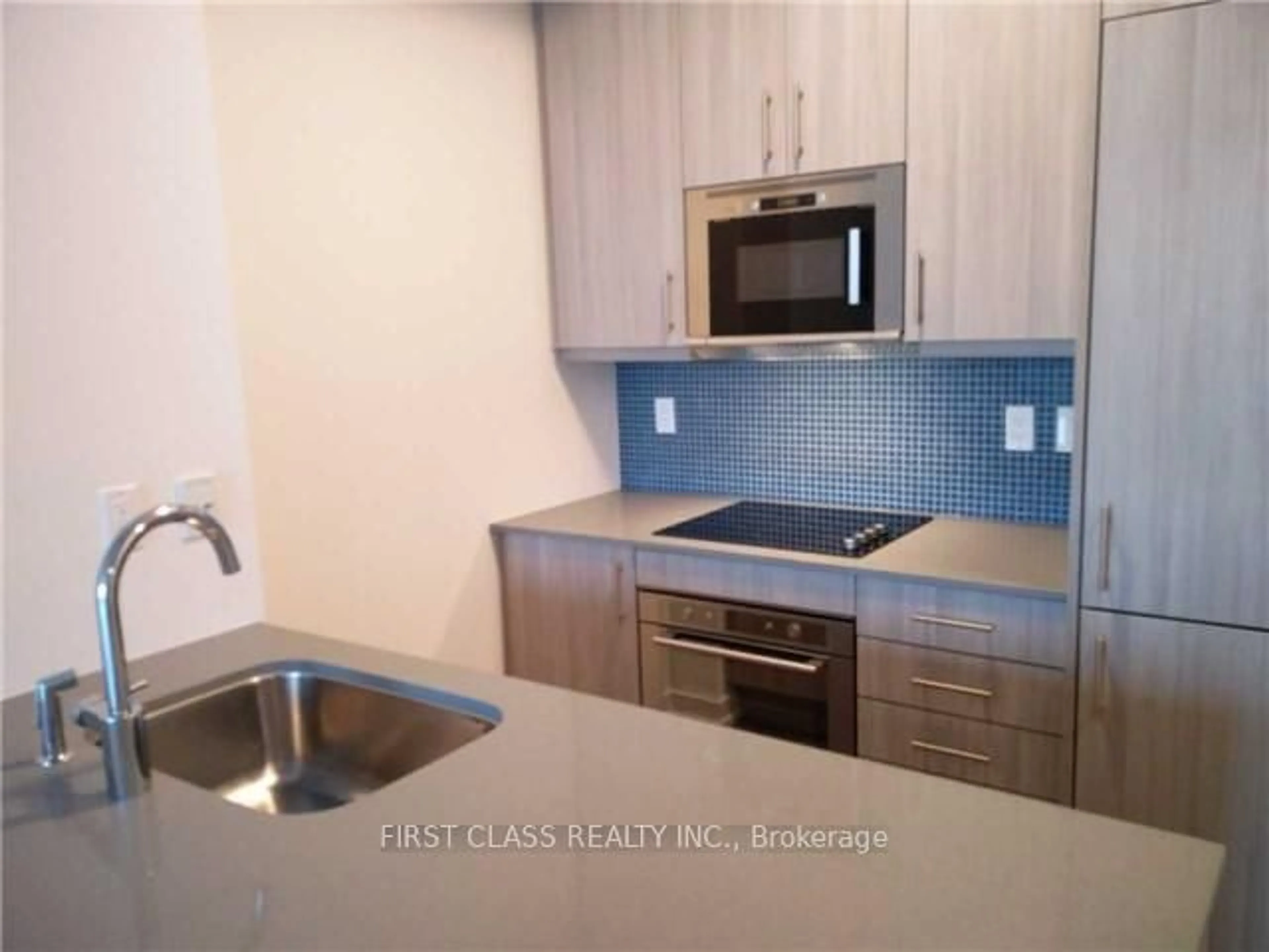 Standard kitchen, unknown for 297 College St #916, Toronto Ontario M5T 0C2