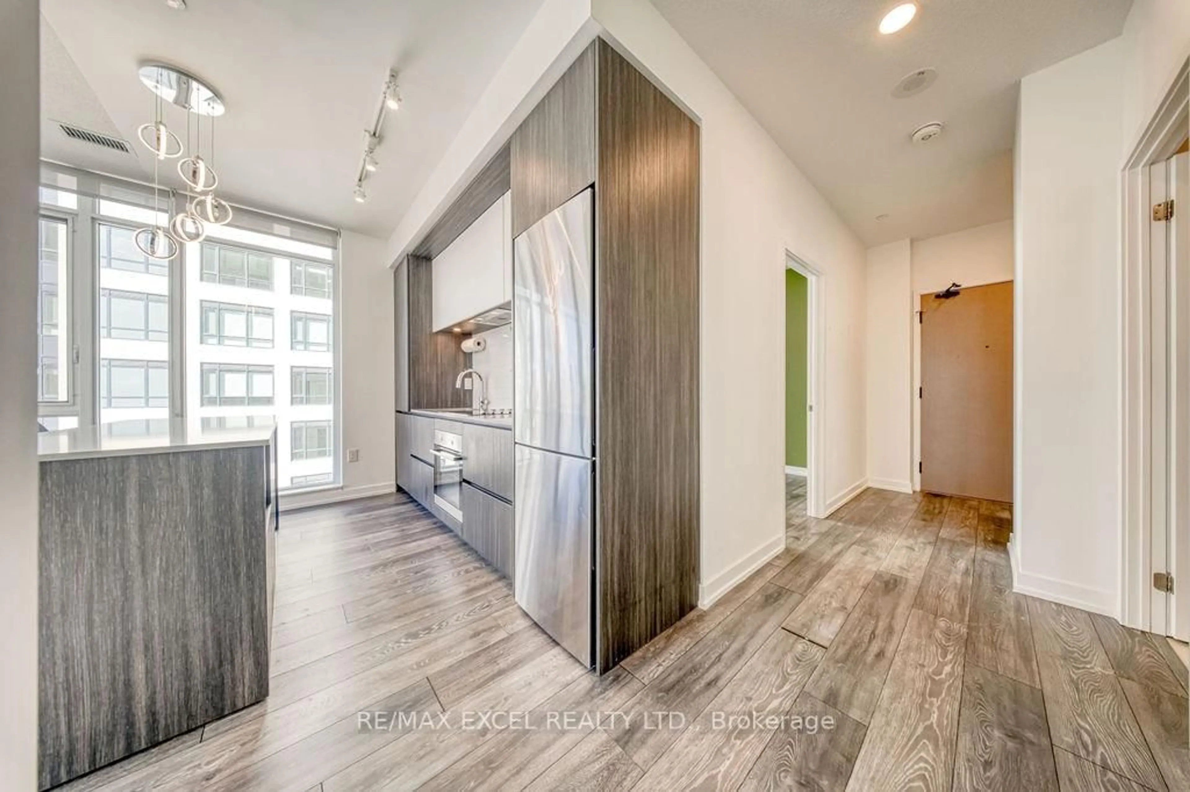 Open concept kitchen, unknown for 225 Sumach St #1009, Toronto Ontario M5A 0P8