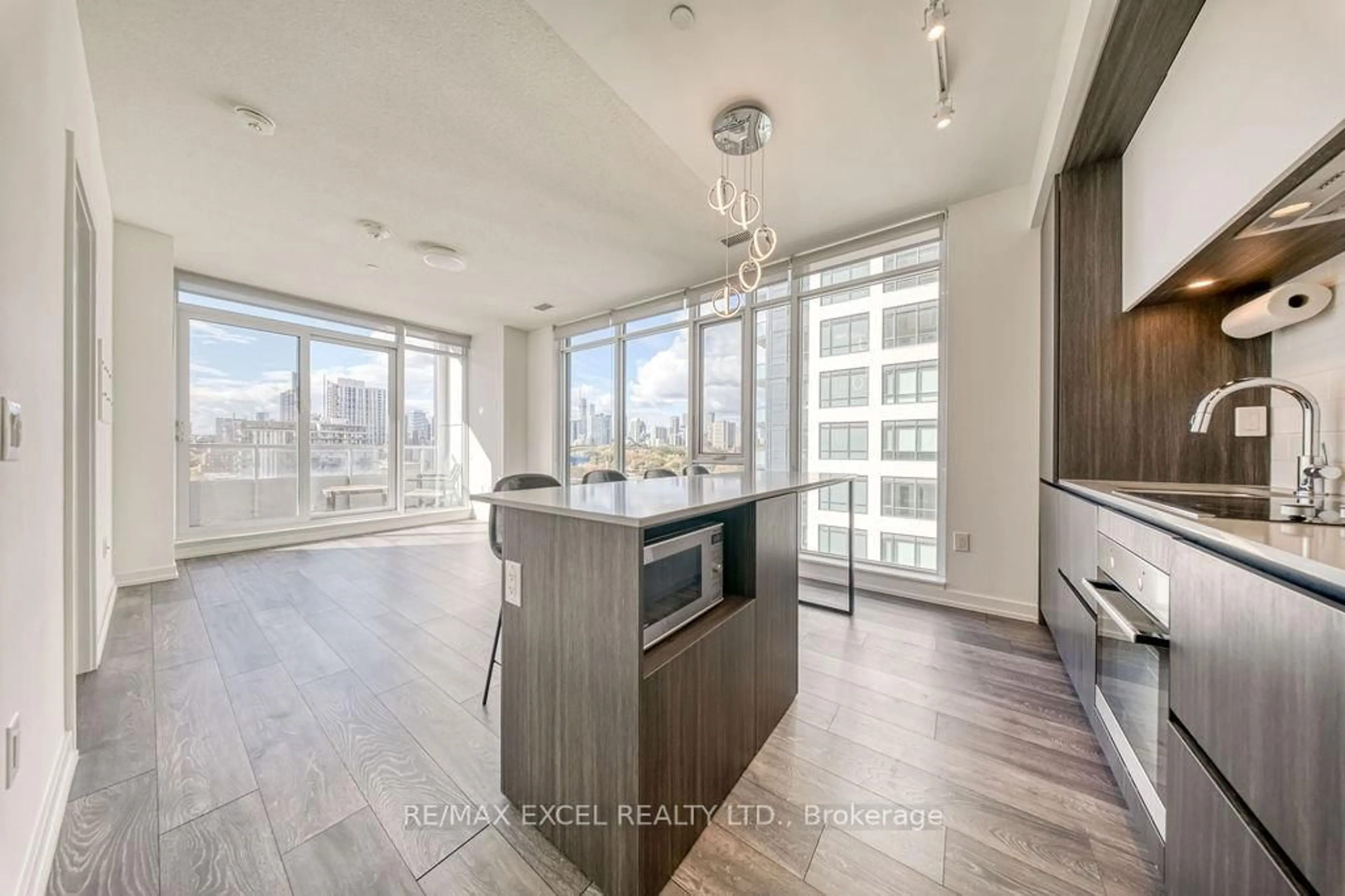 Open concept kitchen, unknown for 225 Sumach St #1009, Toronto Ontario M5A 0P8
