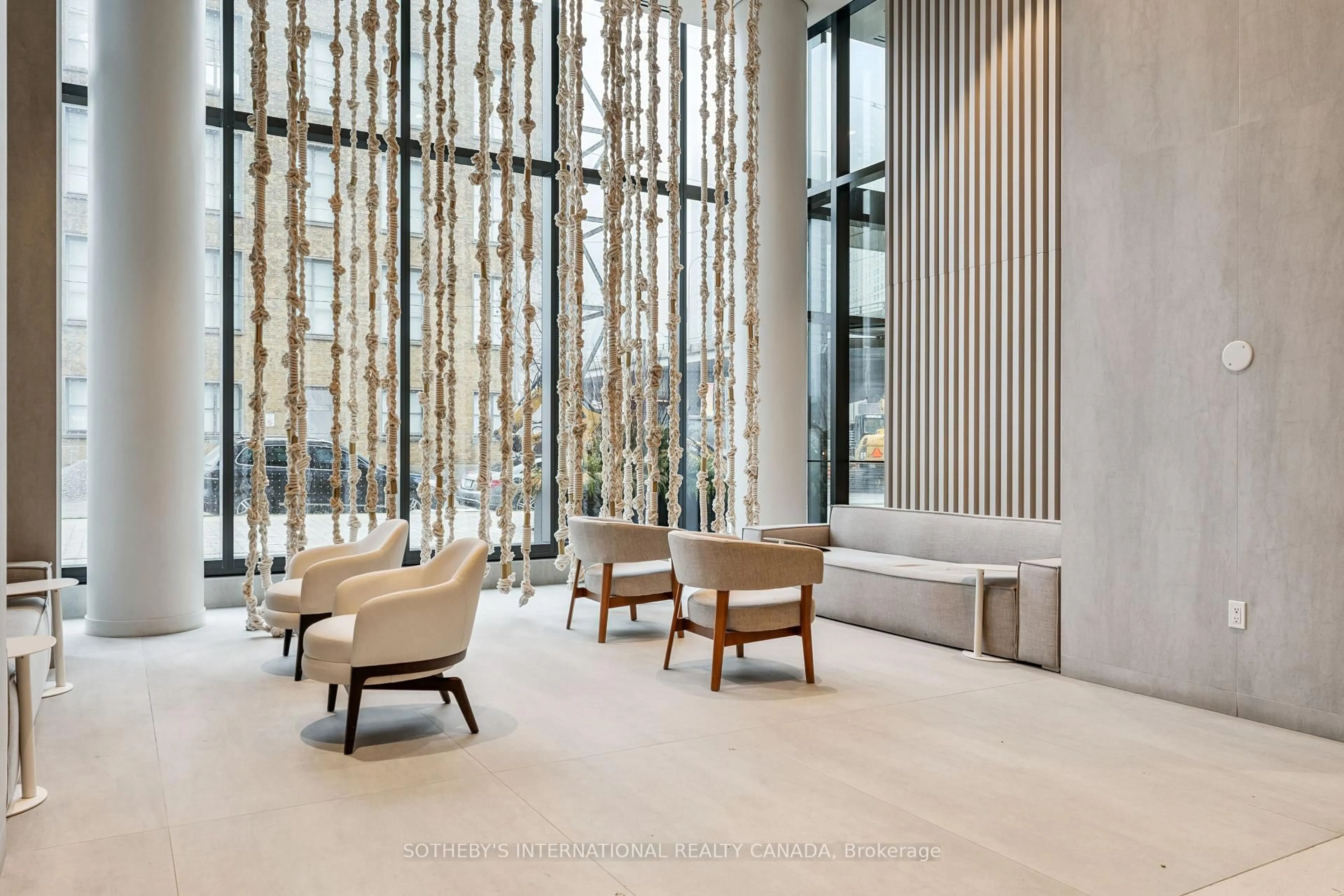 Lobby for 55 Cooper St #5105, Toronto Ontario M5E 0G1