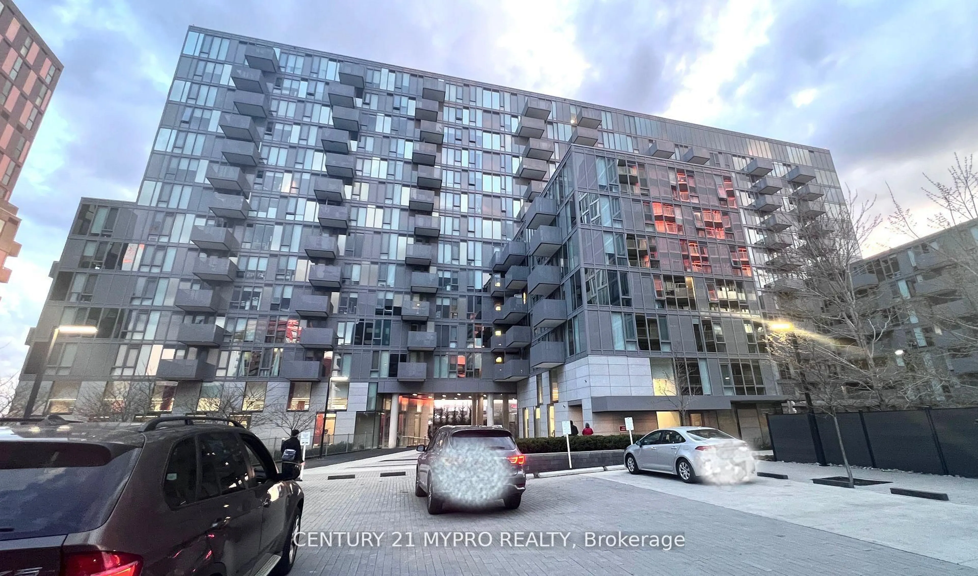 Blurry image for 38 Monte Kwinter Crt #1409, Toronto Ontario M3H 0E2