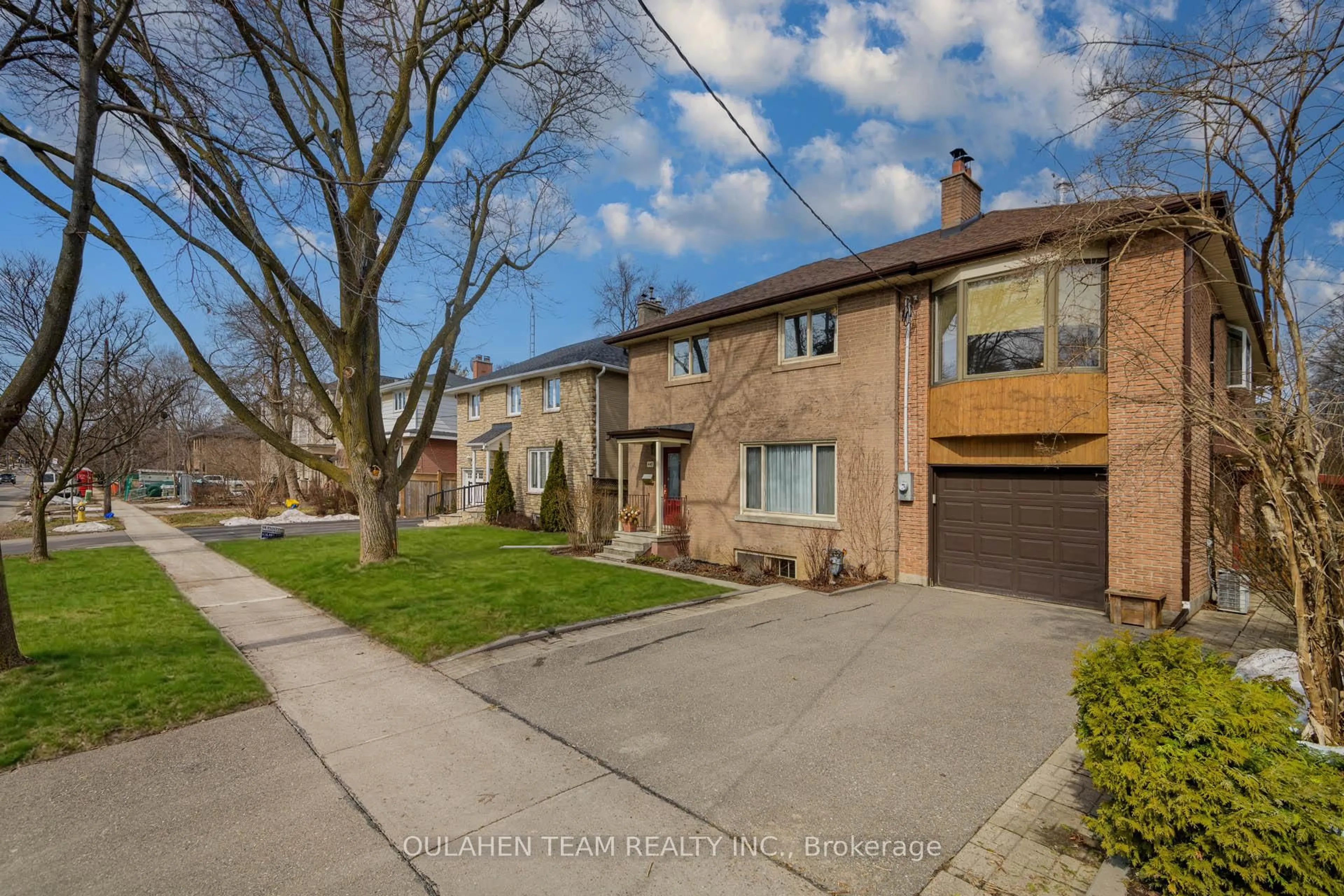 Home with brick exterior material, street for 448 Cummer Ave, Toronto Ontario M2M 2G2