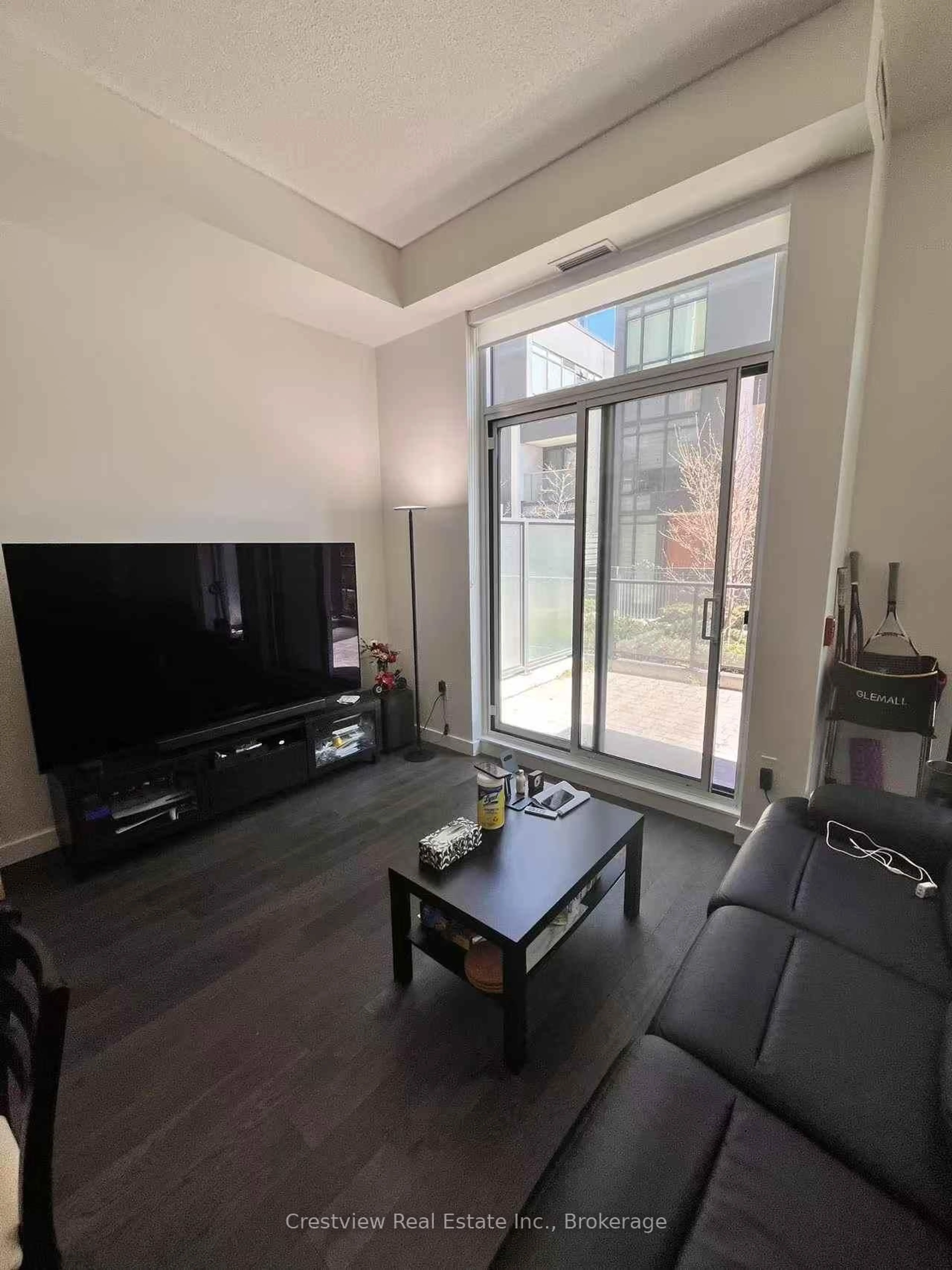 A pic of a room for 95 Mcmahon Dr #TH103, Toronto Ontario M2K 0H2