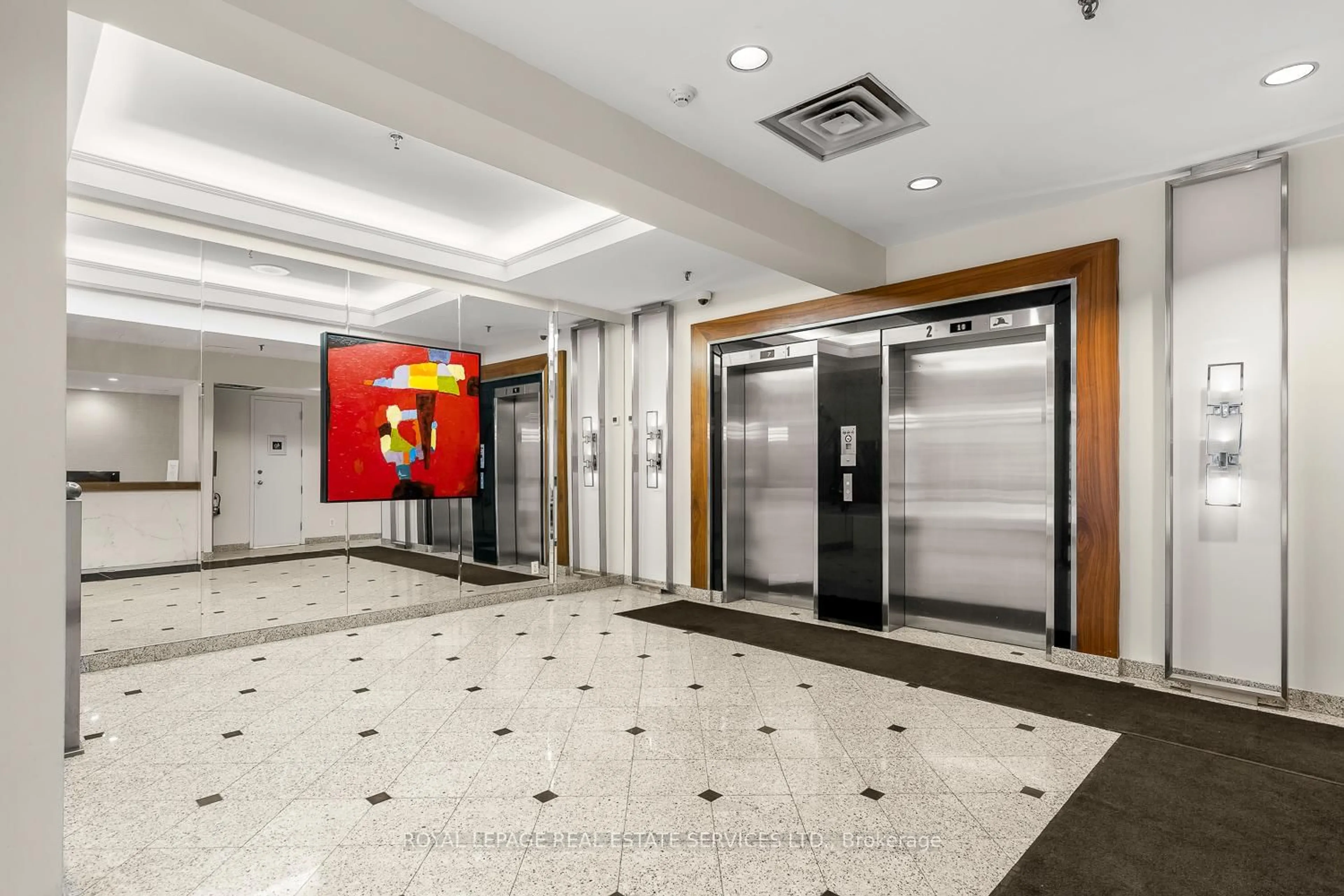Lobby for 40 Scollard St #403, Toronto Ontario M5R 3S1
