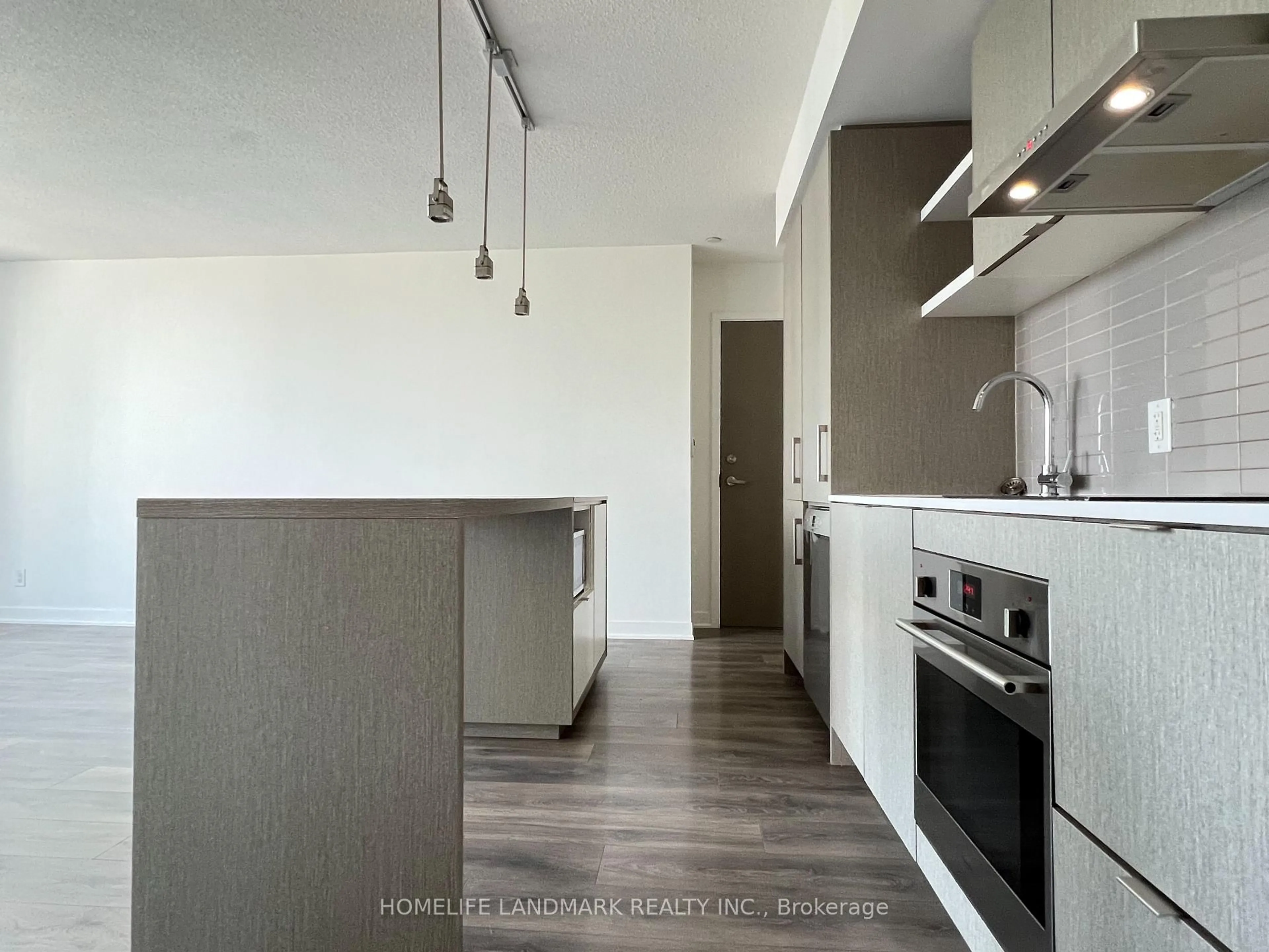 Unknown for 88 Harbour St #2806, Toronto Ontario M5J 1B7