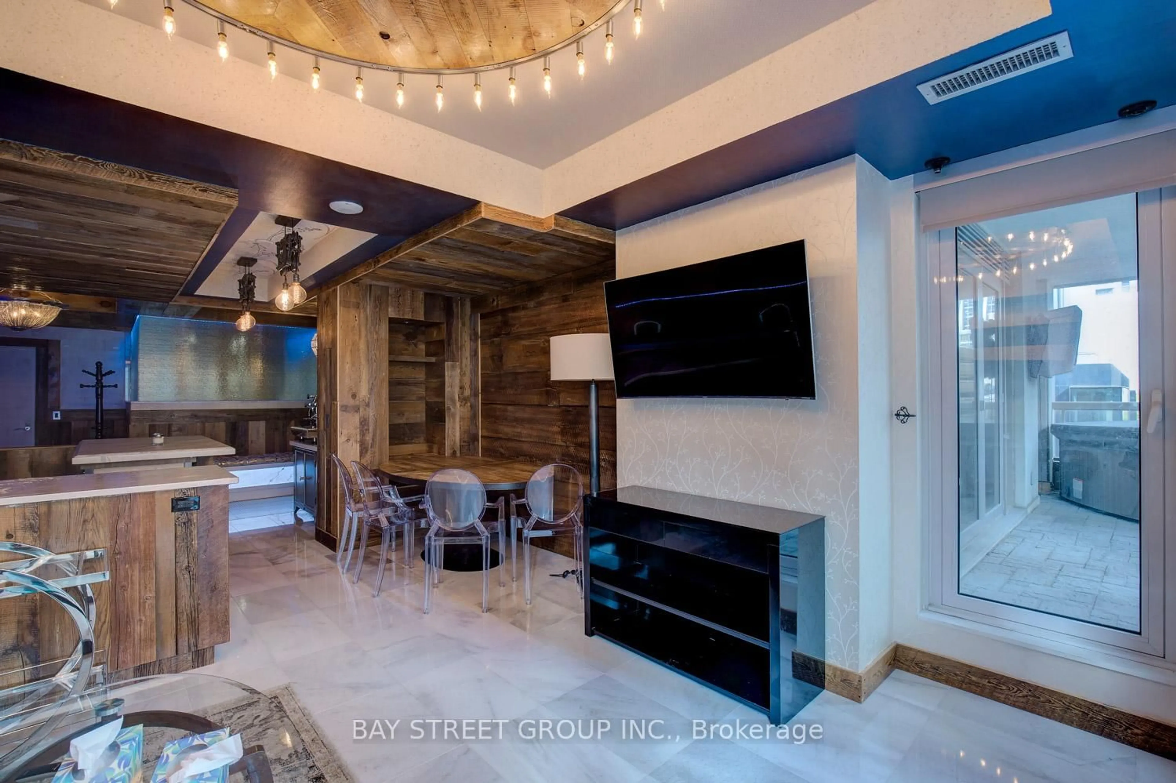 Home theater for 68 Yorkville Ave #301, Toronto Ontario M5R 3V7