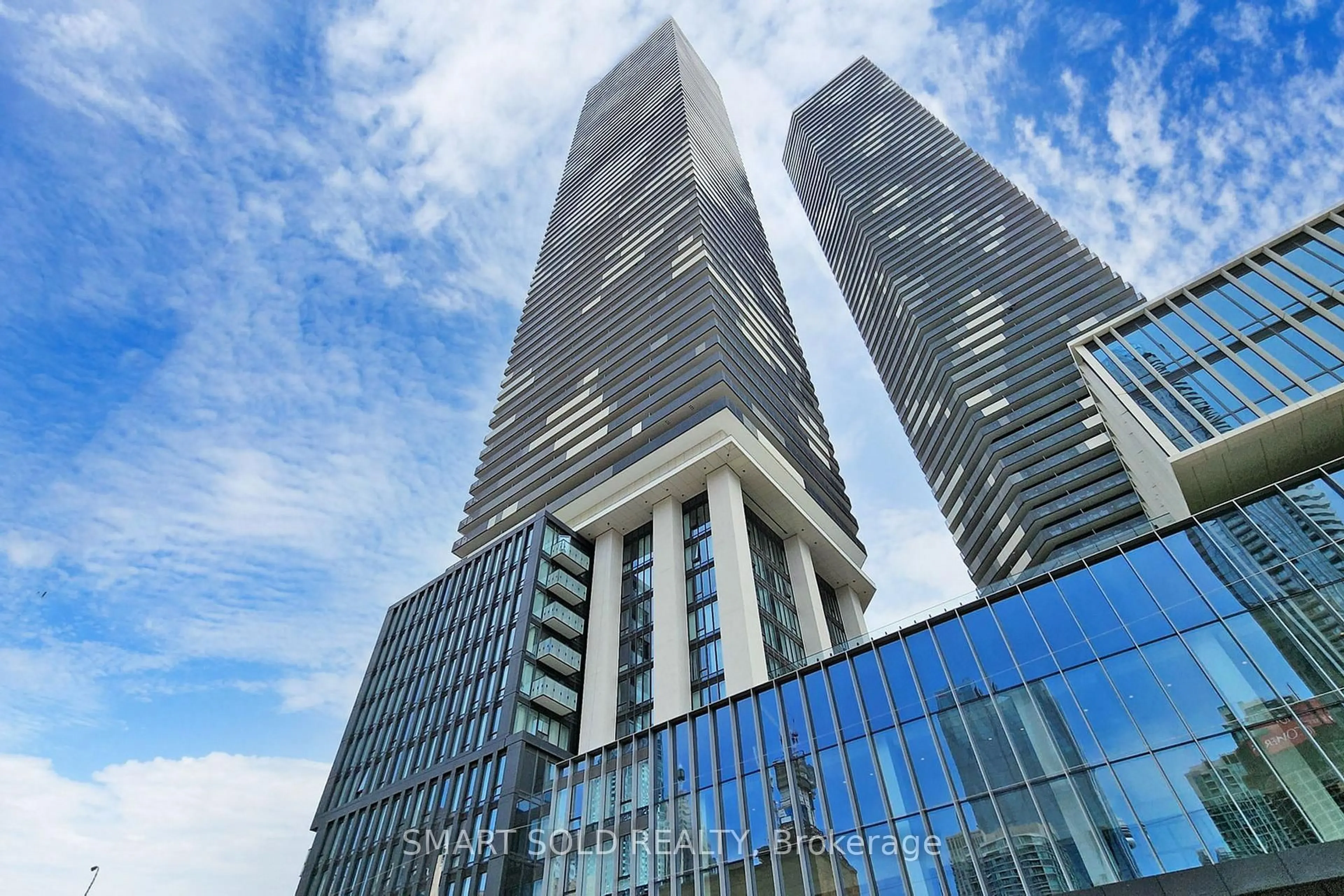 Indoor foyer for 55 Cooper St #7202, Toronto Ontario M5H 0G1