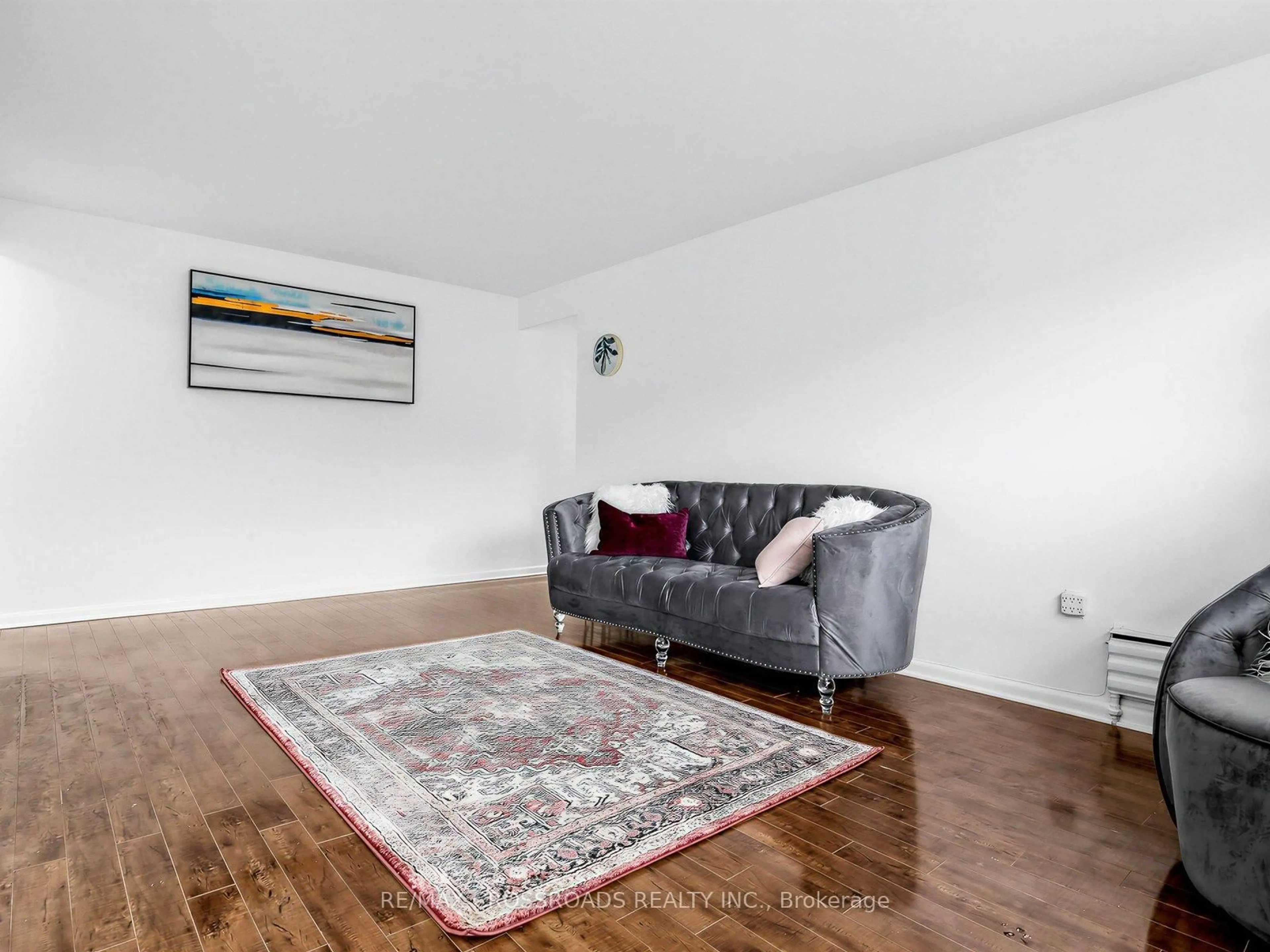 Living room with furniture, unknown for 8 Kingsbridge Crt #407, Toronto Ontario M2R 1L5