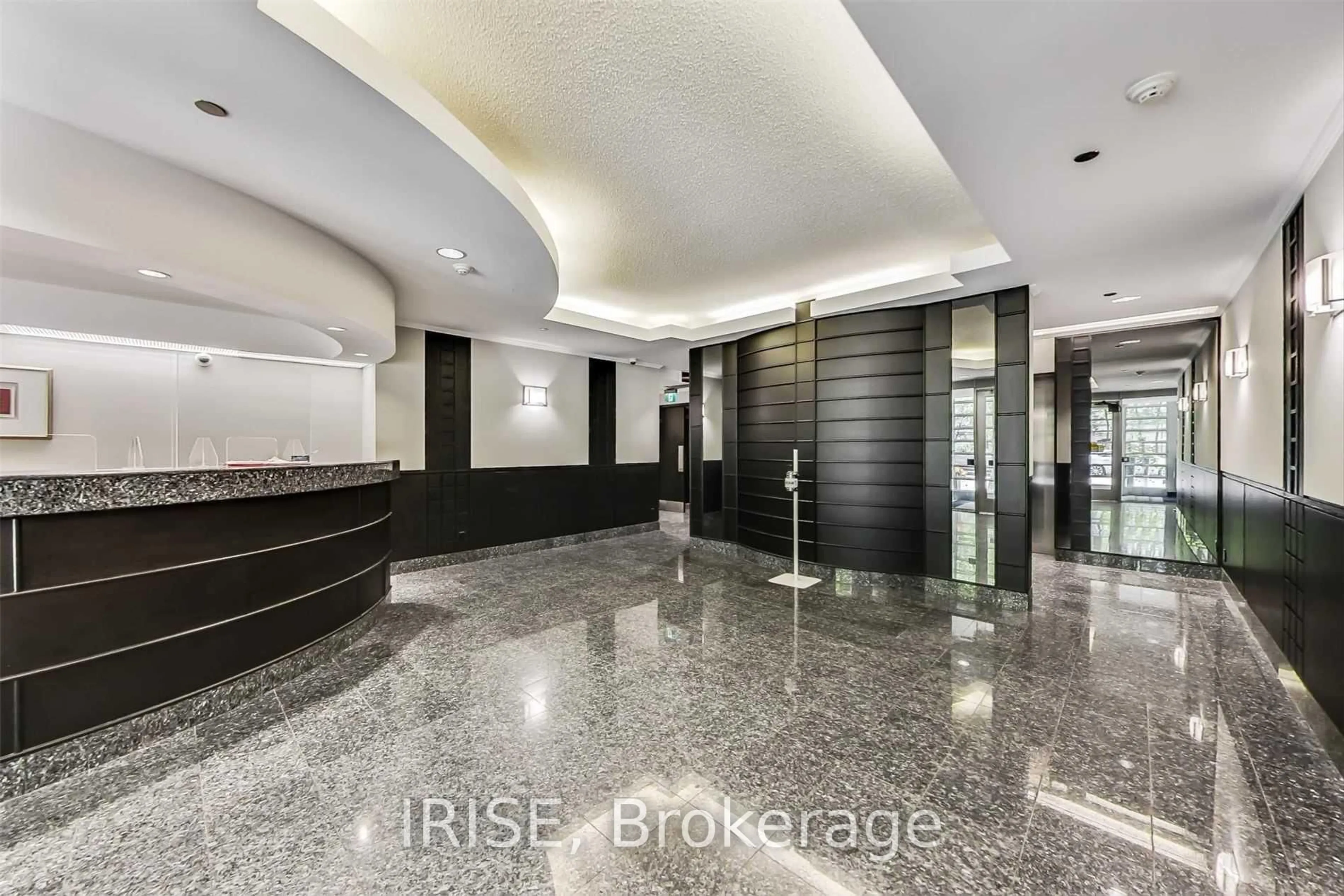 Lobby for 50 Lombard St #2402, Toronto Ontario M5C 2X4