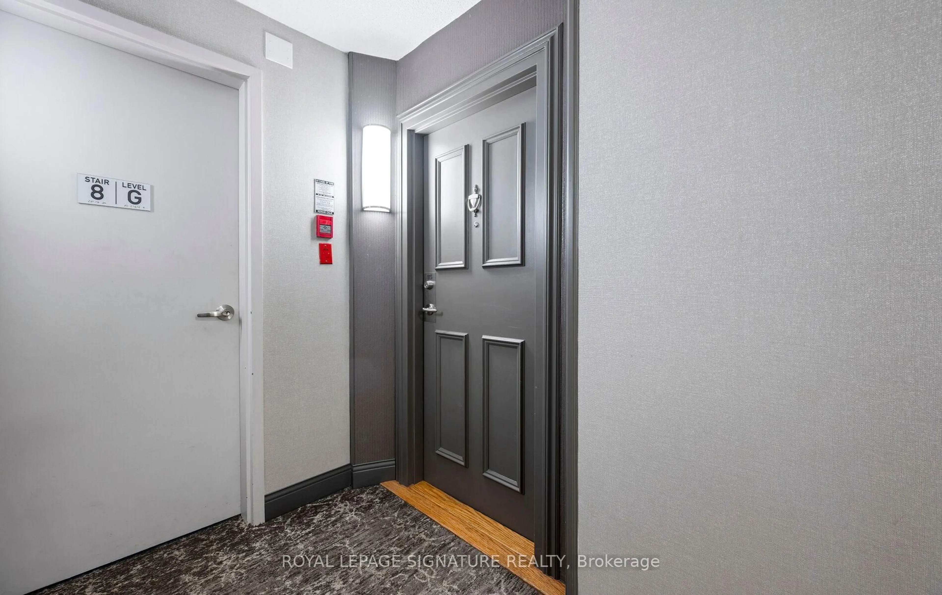 Indoor entryway for 255 The Donway #115, Toronto Ontario M3B 3M3